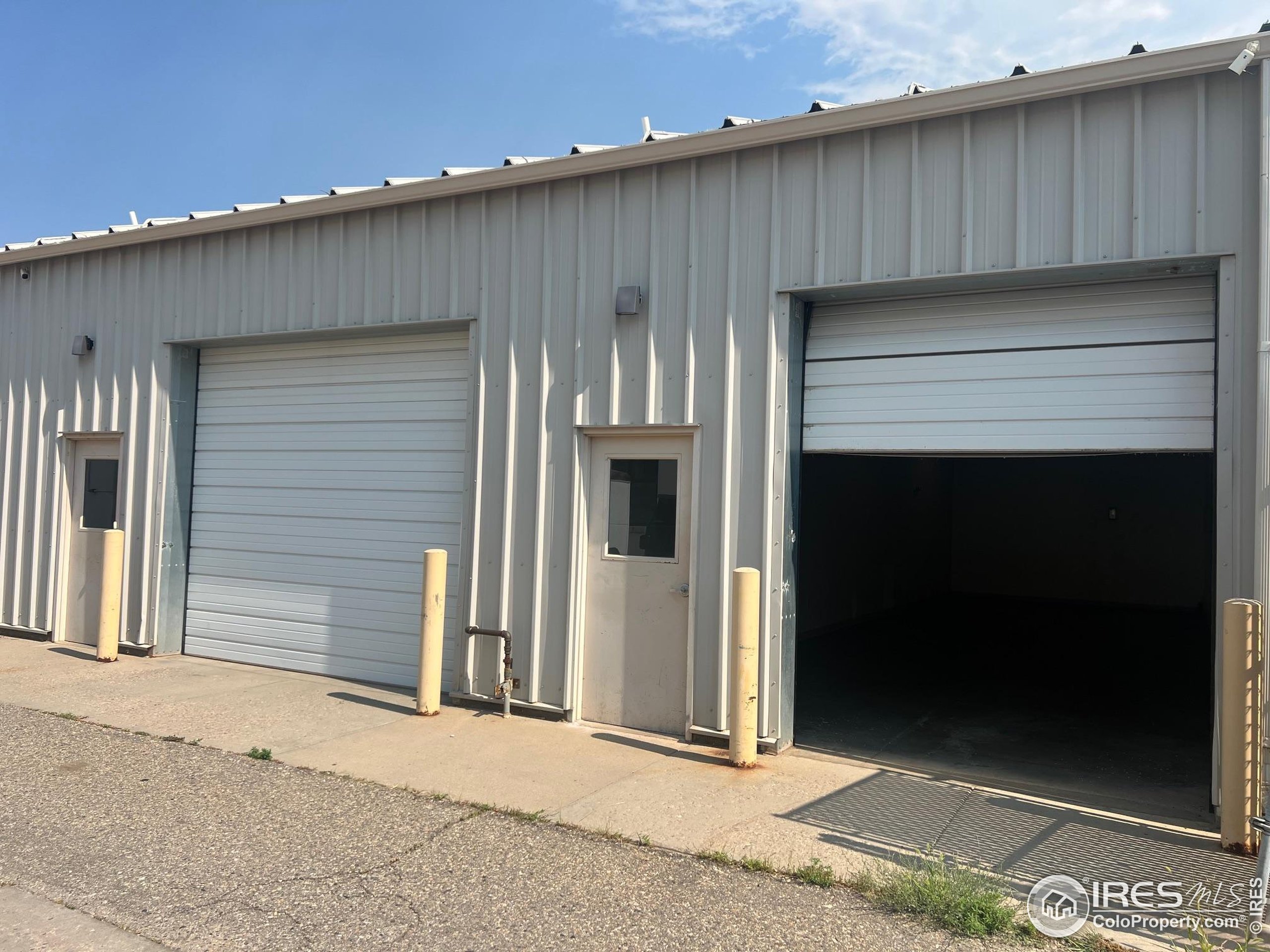 Photo 1 of 5 — 255 S Cleveland Ave Bay 2, Loveland, CO 80537