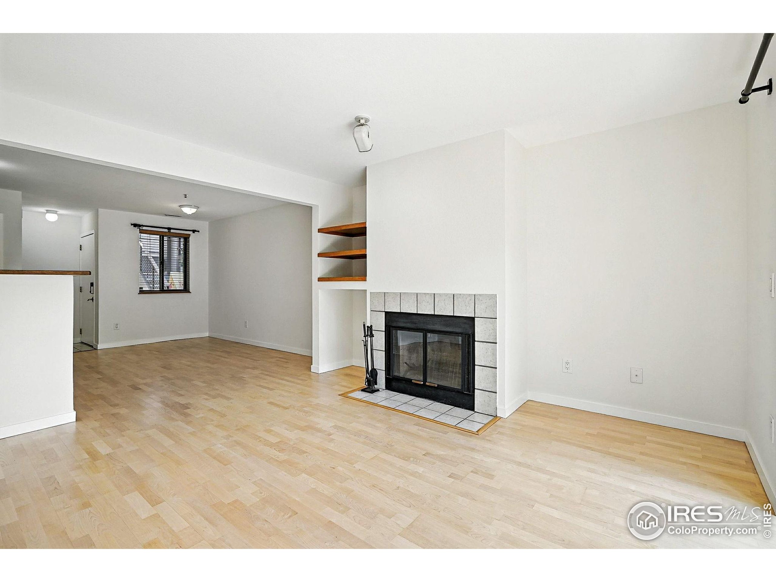 836 Walnut St D