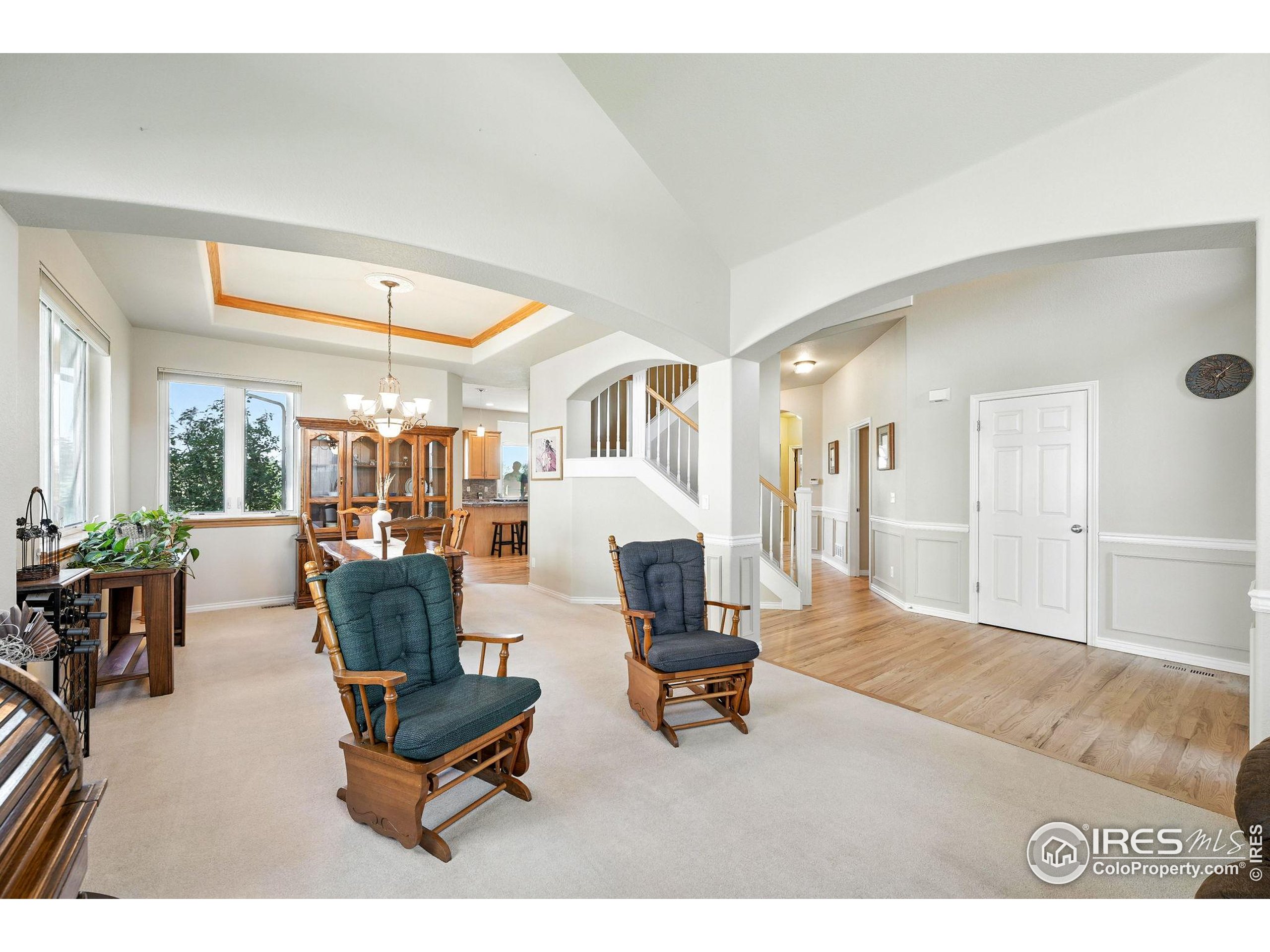 1145 Wyndemere Cir