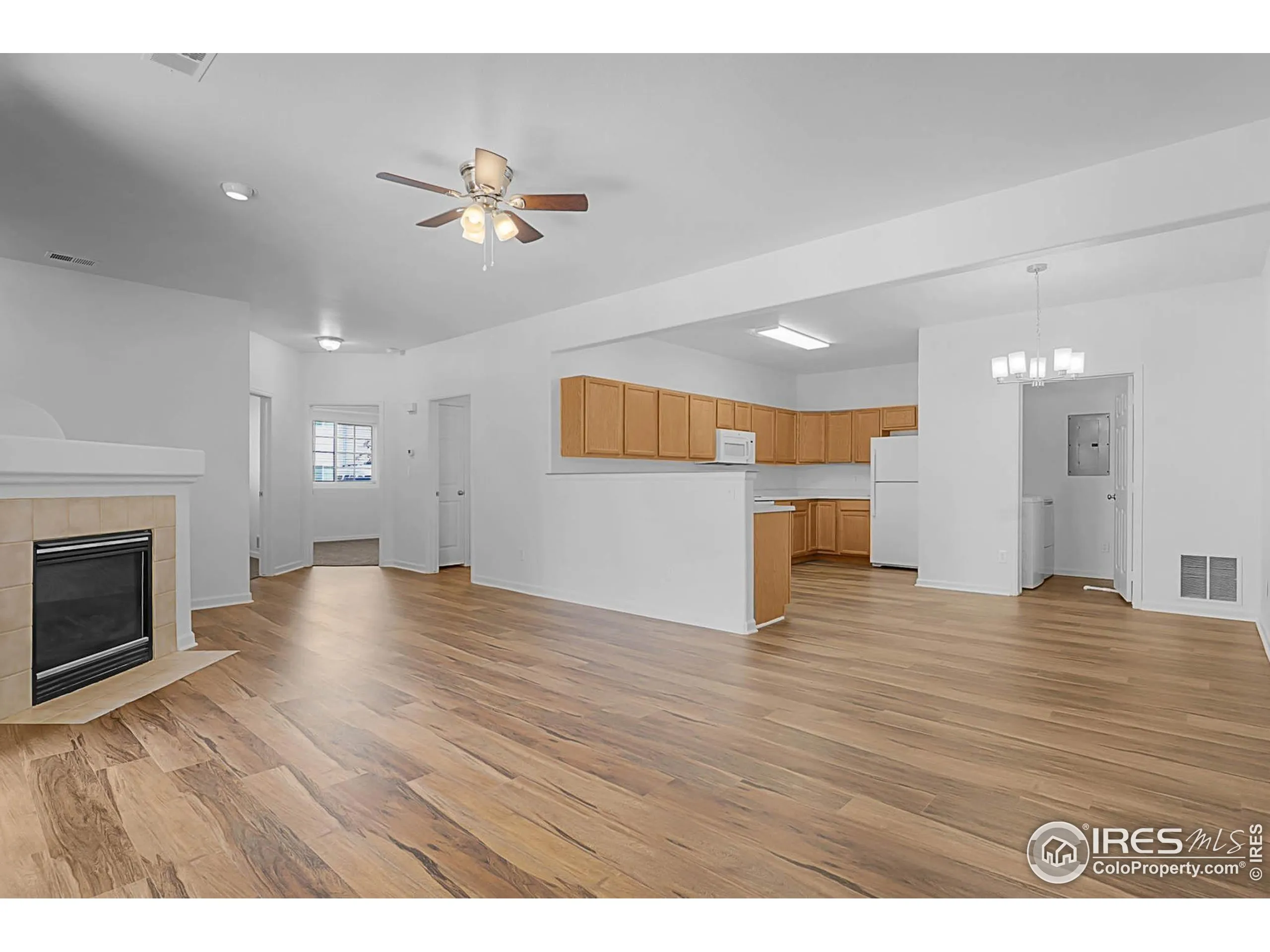 Greeley, Colorado 80634, United States, 2 Bedrooms Bedrooms, ,2 BathroomsBathrooms,Residential,Active,165305