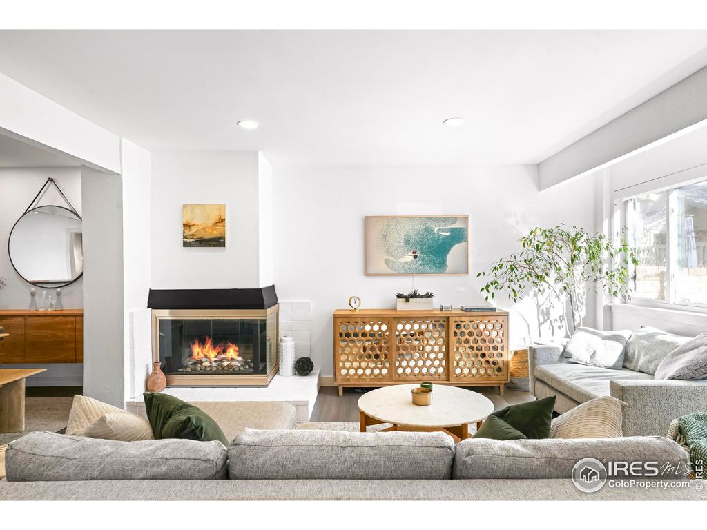 Photo of 616 Quince Cir, Boulder, CO 80304 (MLS # 1024986)