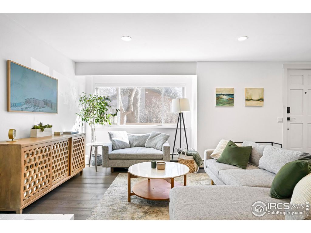 Photo of 616 Quince Cir, Boulder, CO 80304 (MLS # 1024986)