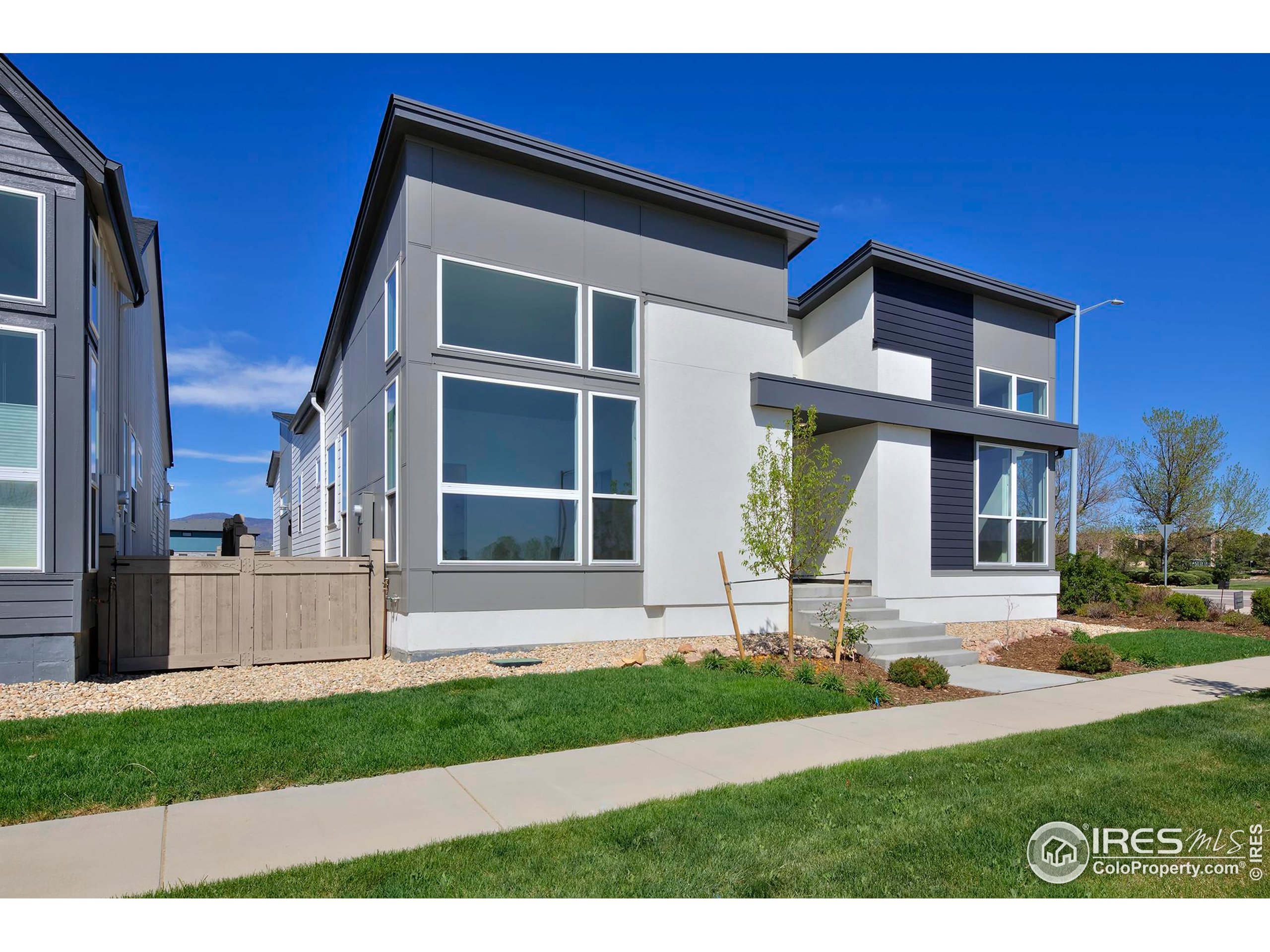 603 Mountain Dr