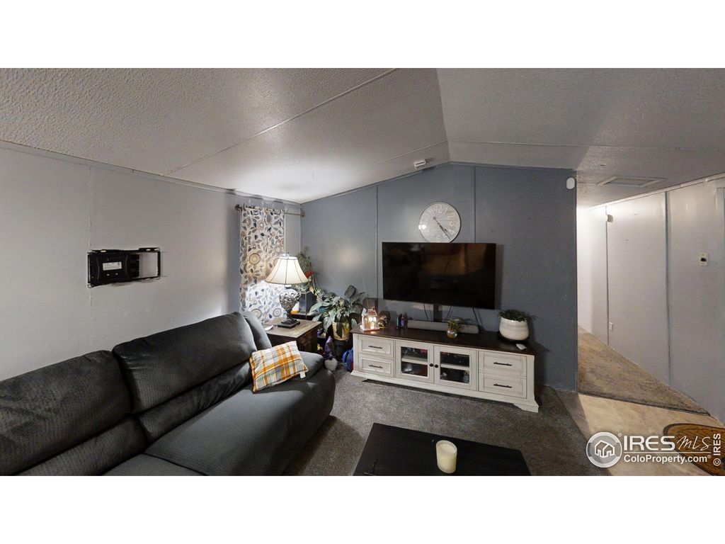 Photo of 804 Warren St, Weldona, CO 80653 (MLS # 1048120)