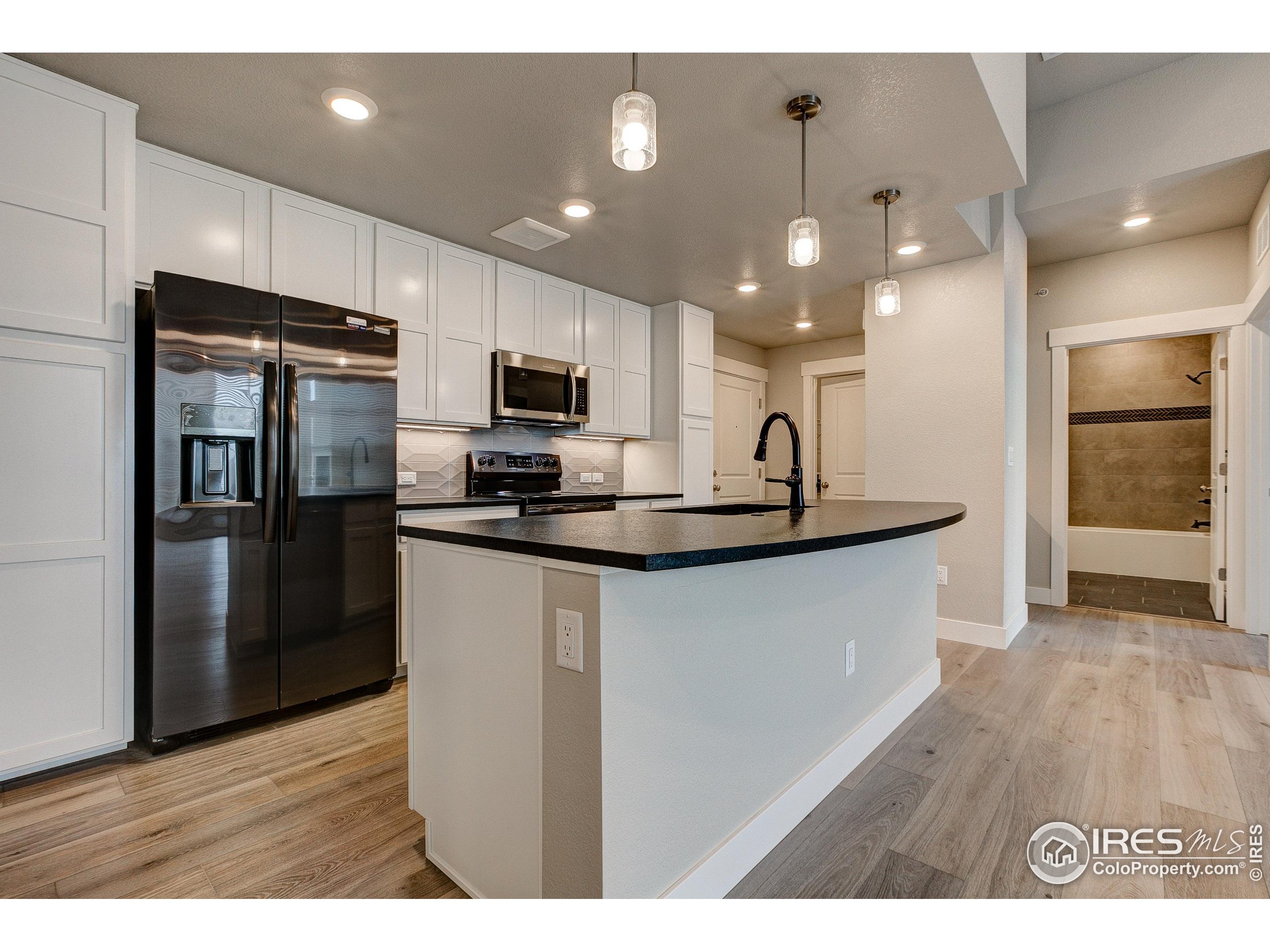 265 High Point Dr 203