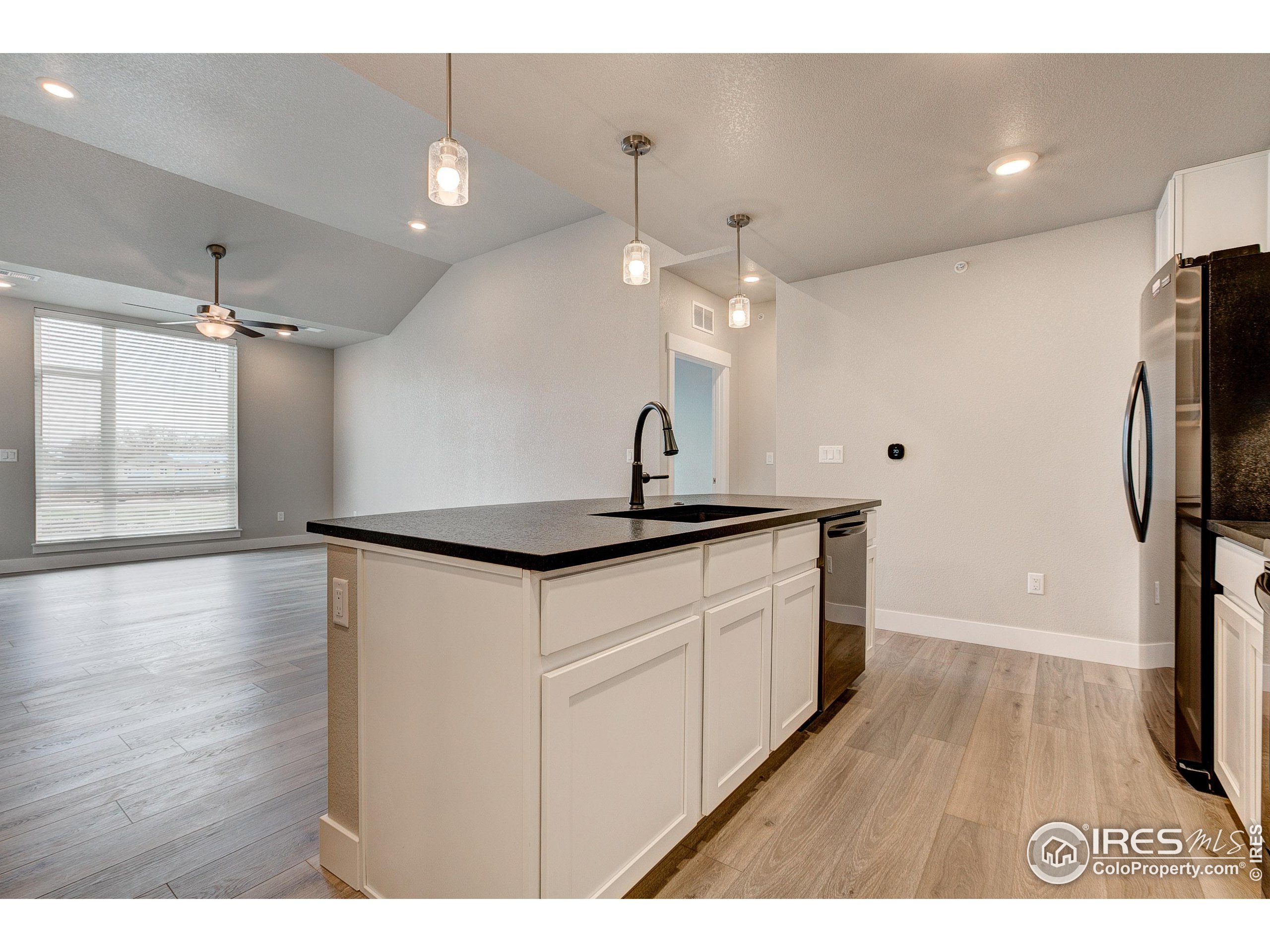 265 High Point Dr 203