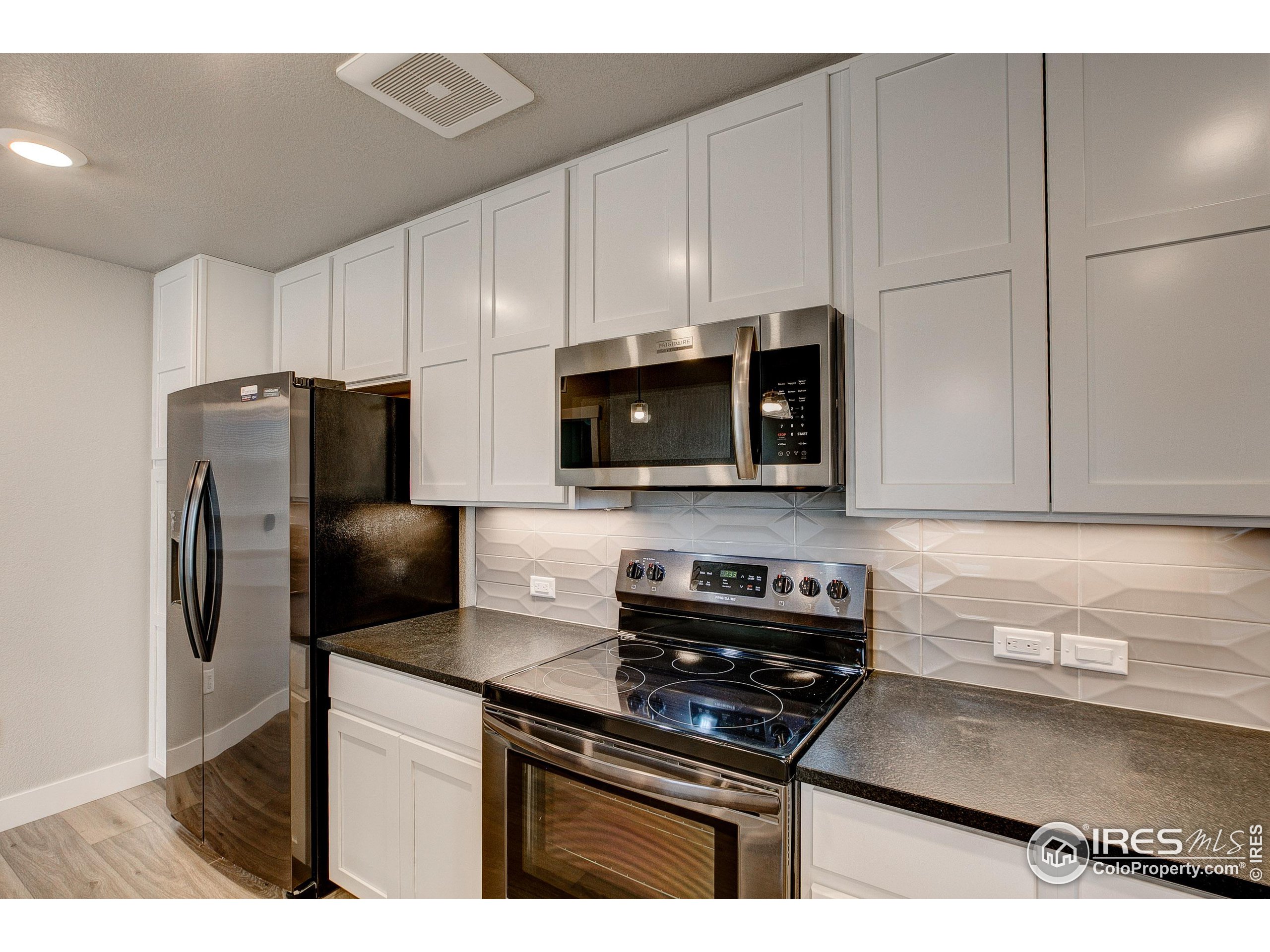 265 High Point Dr 203