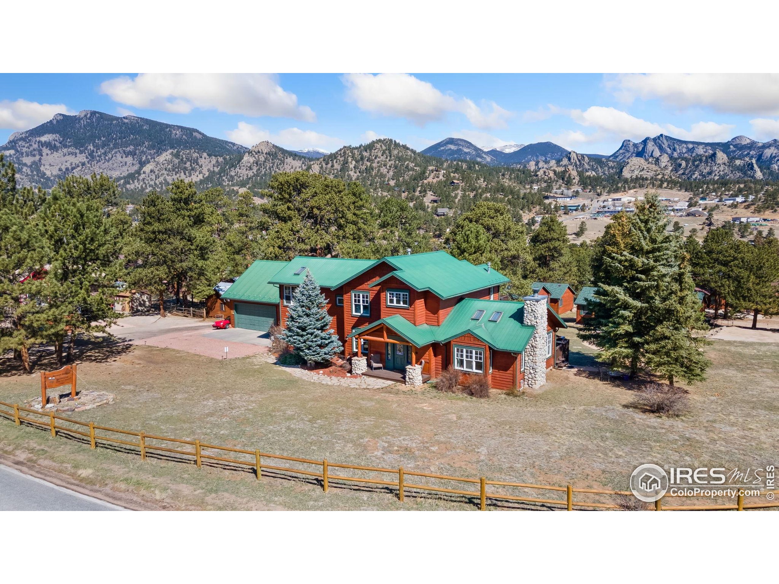 871 Riverside Dr