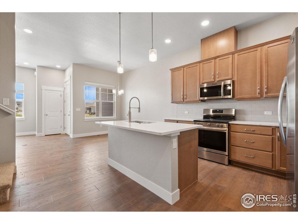 Photo of 4248 Trapper Lake Dr, Loveland, CO 80538 (MLS # 1045719)
