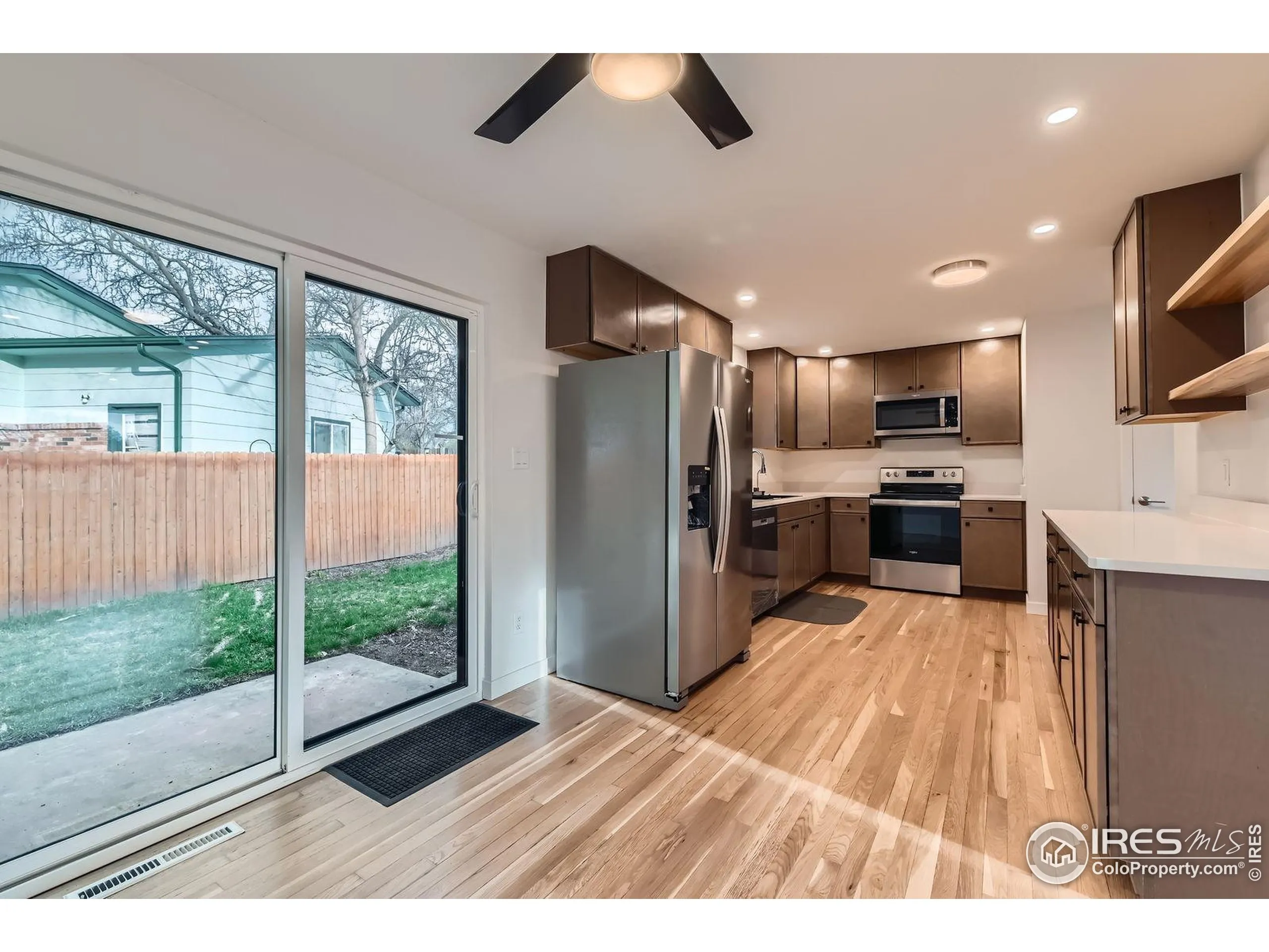 Longmont, Colorado 80504, United States, 4 Bedrooms Bedrooms, ,3 BathroomsBathrooms,Residential,Active,120207