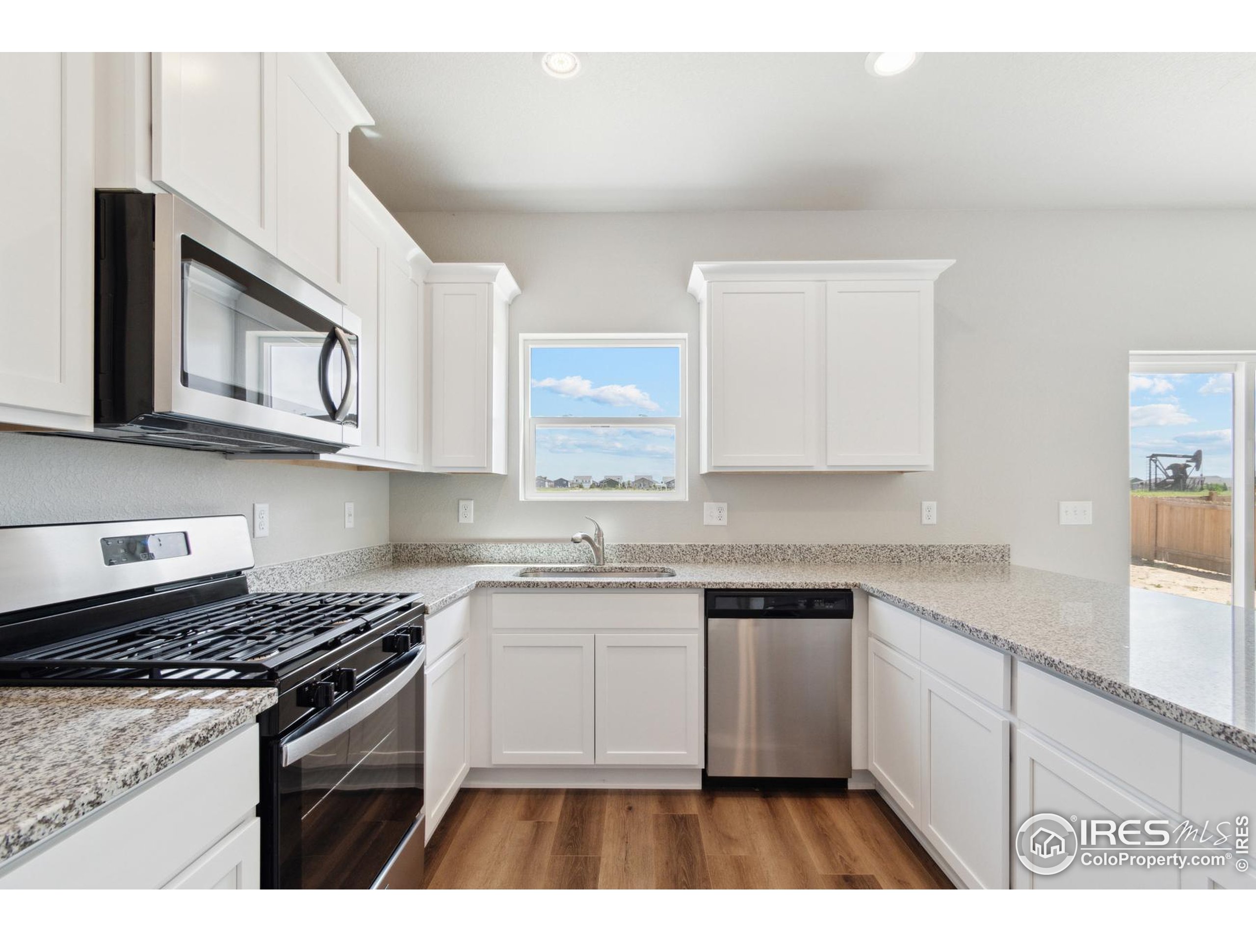 7453 Slate Pl