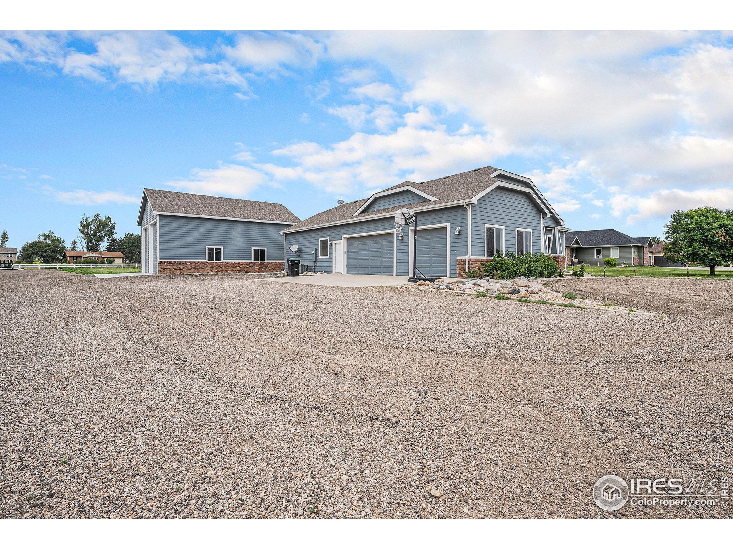 20199 Leola Way