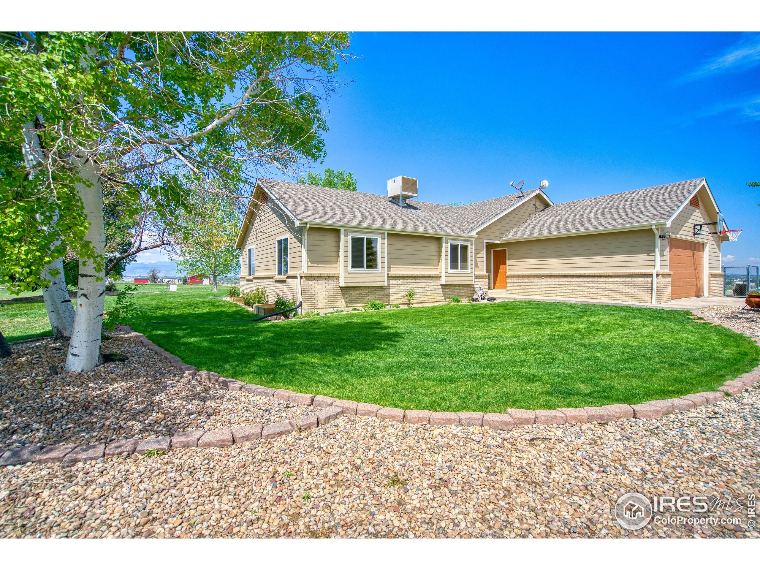 2212 S County Road 15 Rd