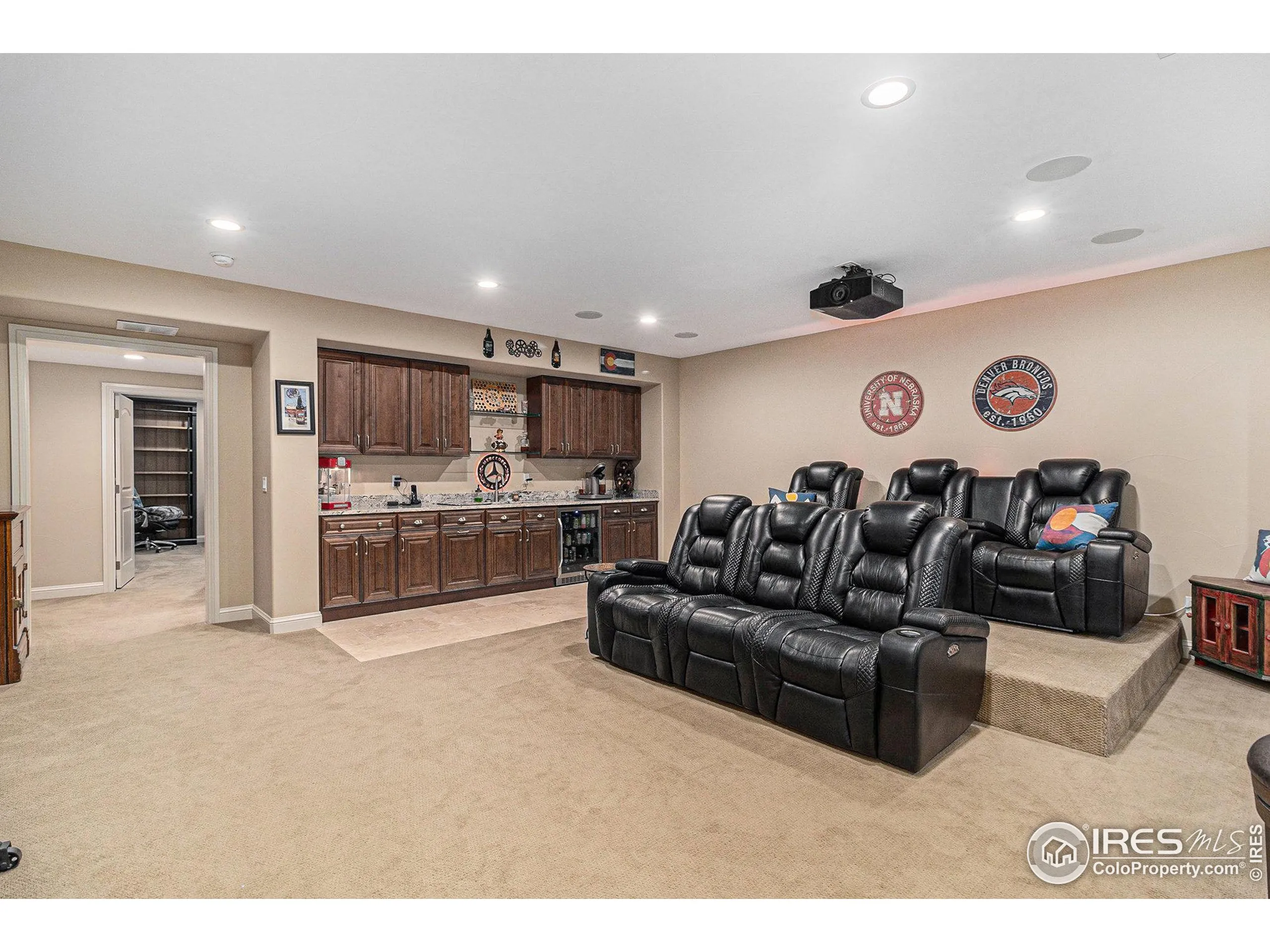 Johnstown, Colorado 80534, United States, 4 Bedrooms Bedrooms, ,5 BathroomsBathrooms,Residential,Active,76751