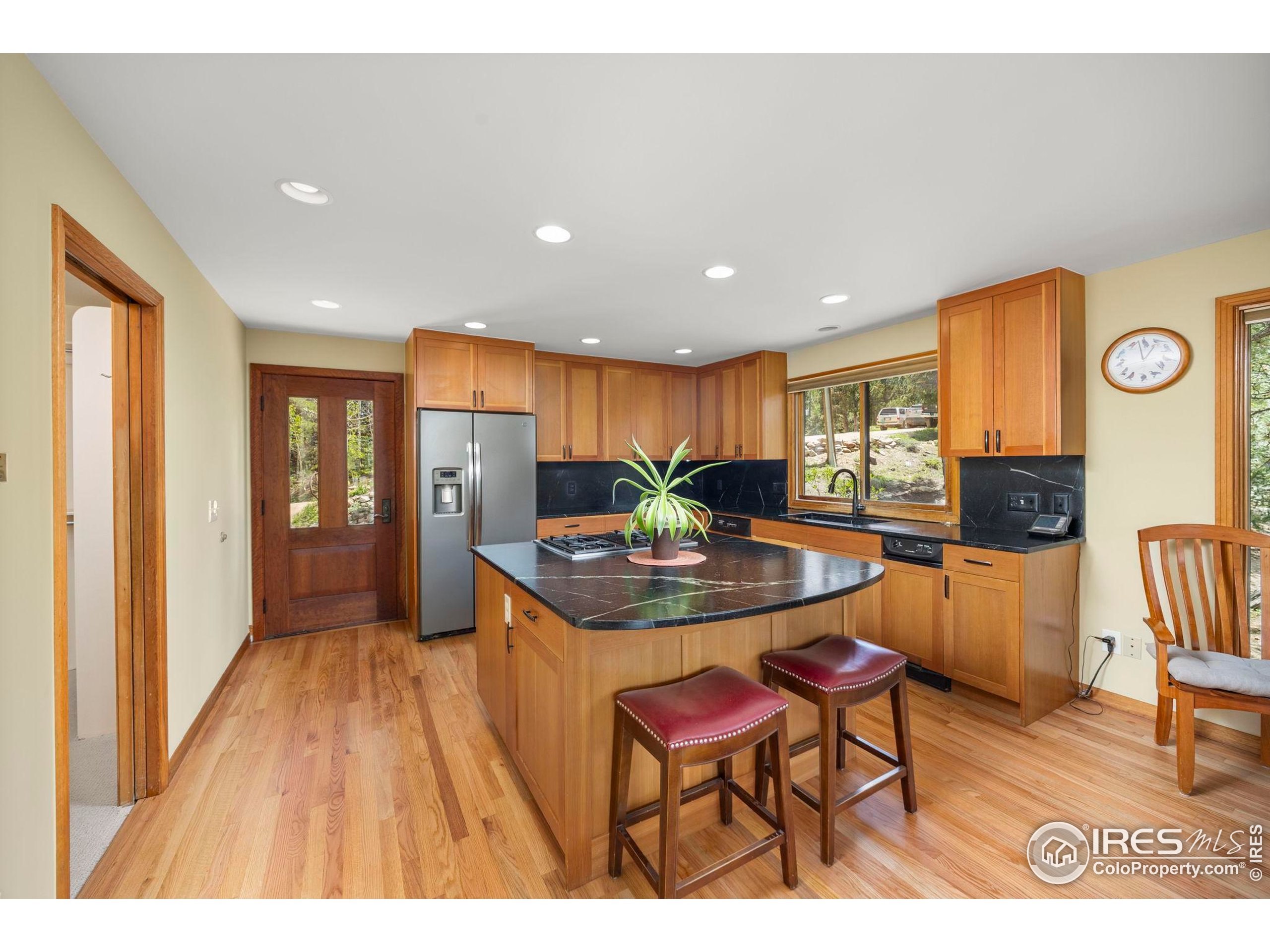 474 Hummer Dr