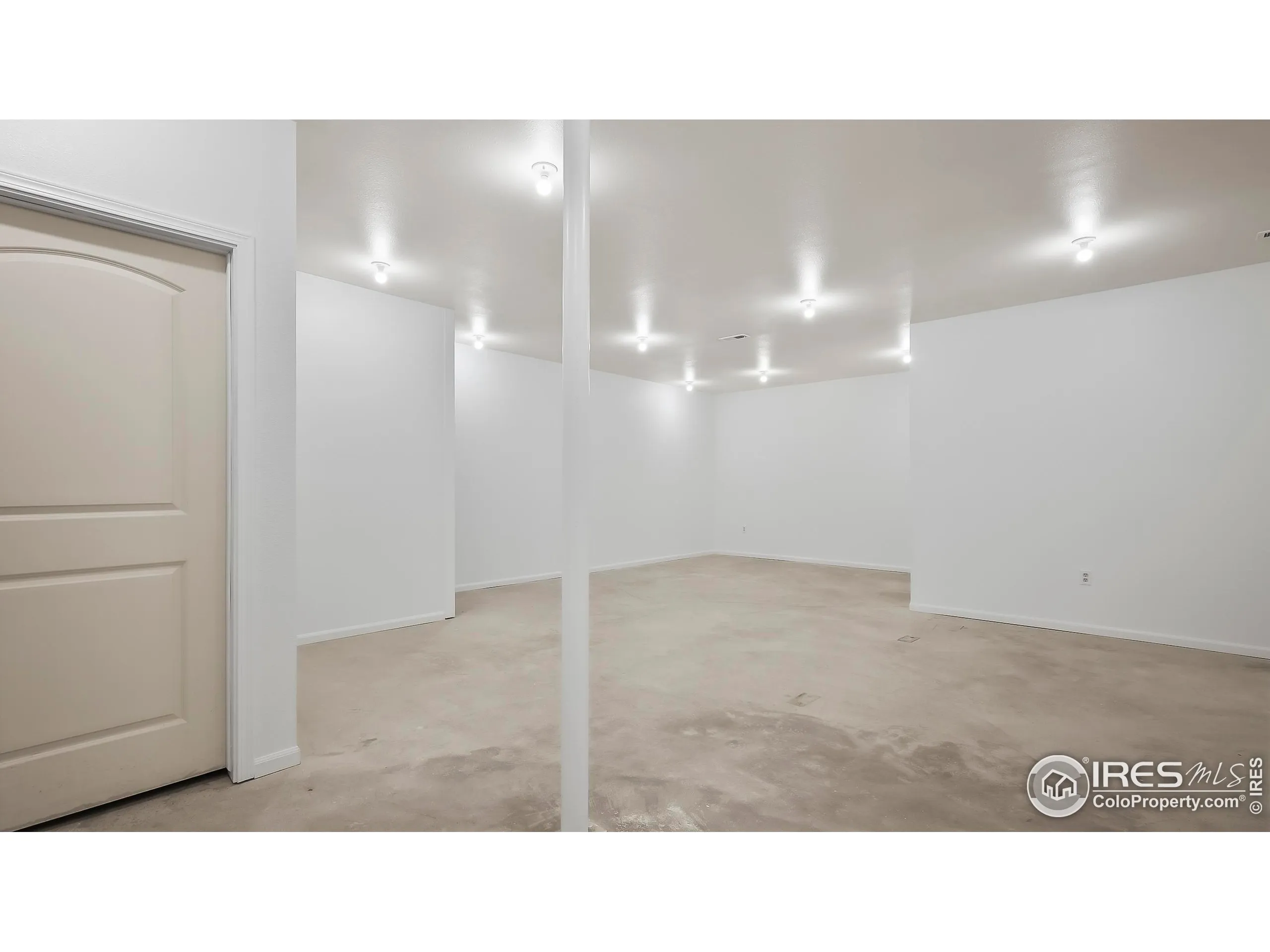 Brush, Colorado 80723, United States, 5 Bedrooms Bedrooms, ,2 BathroomsBathrooms,Residential,Active,197042