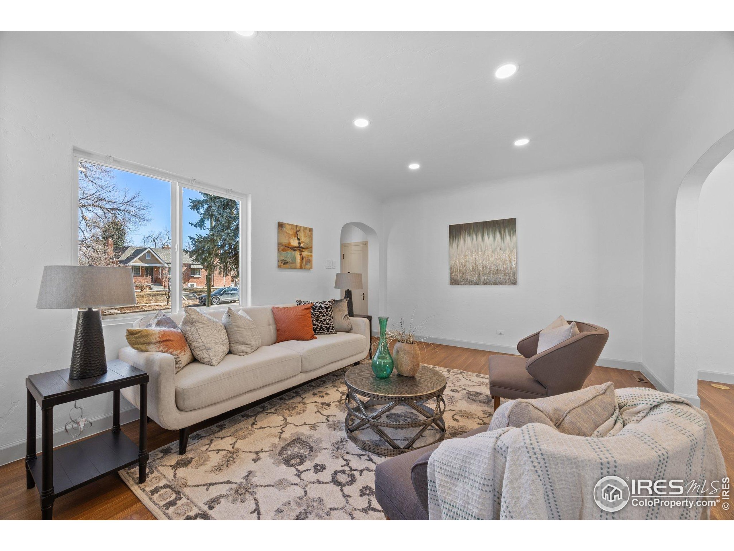 1467 Clermont St