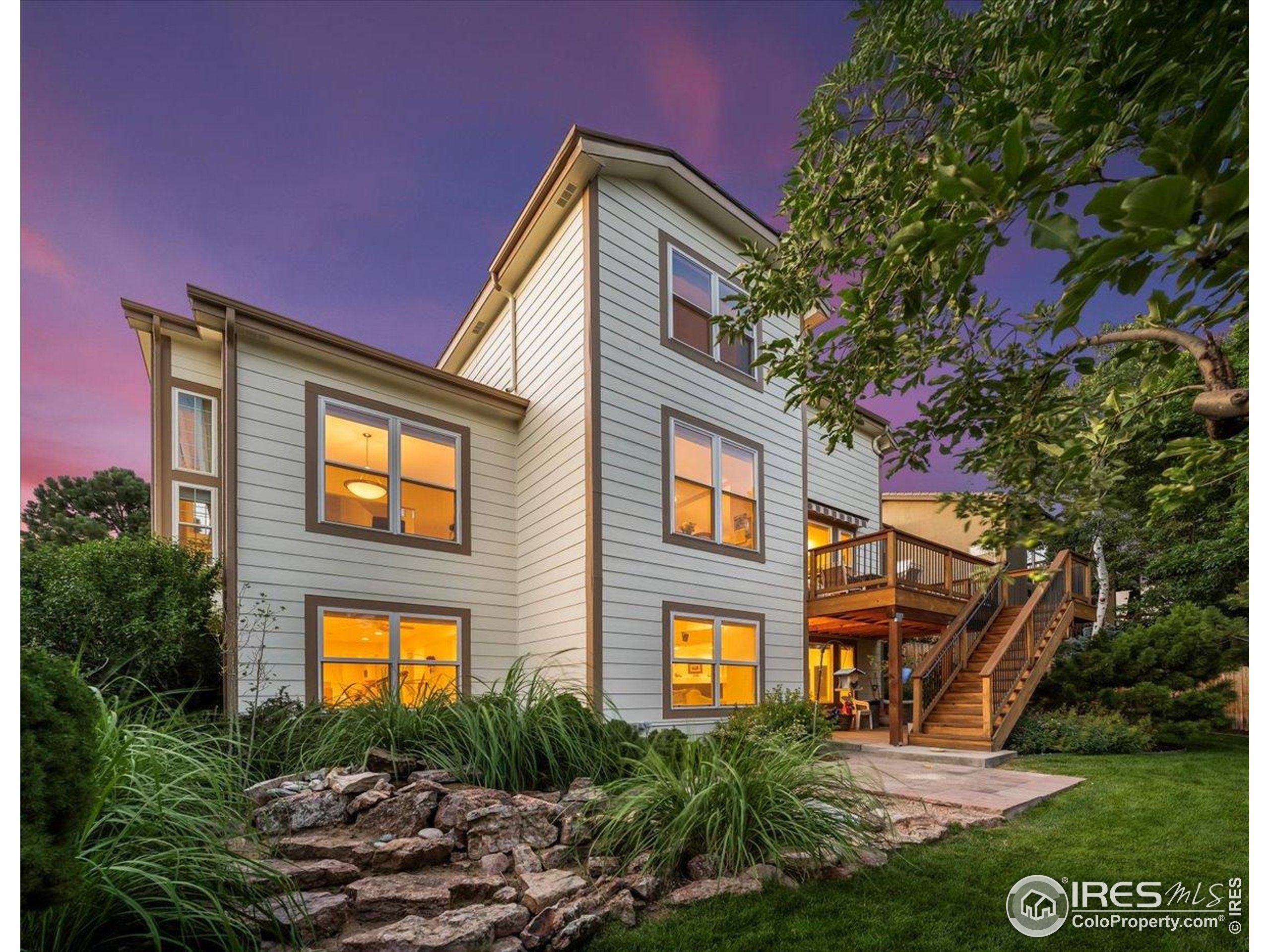 888 Northern Way