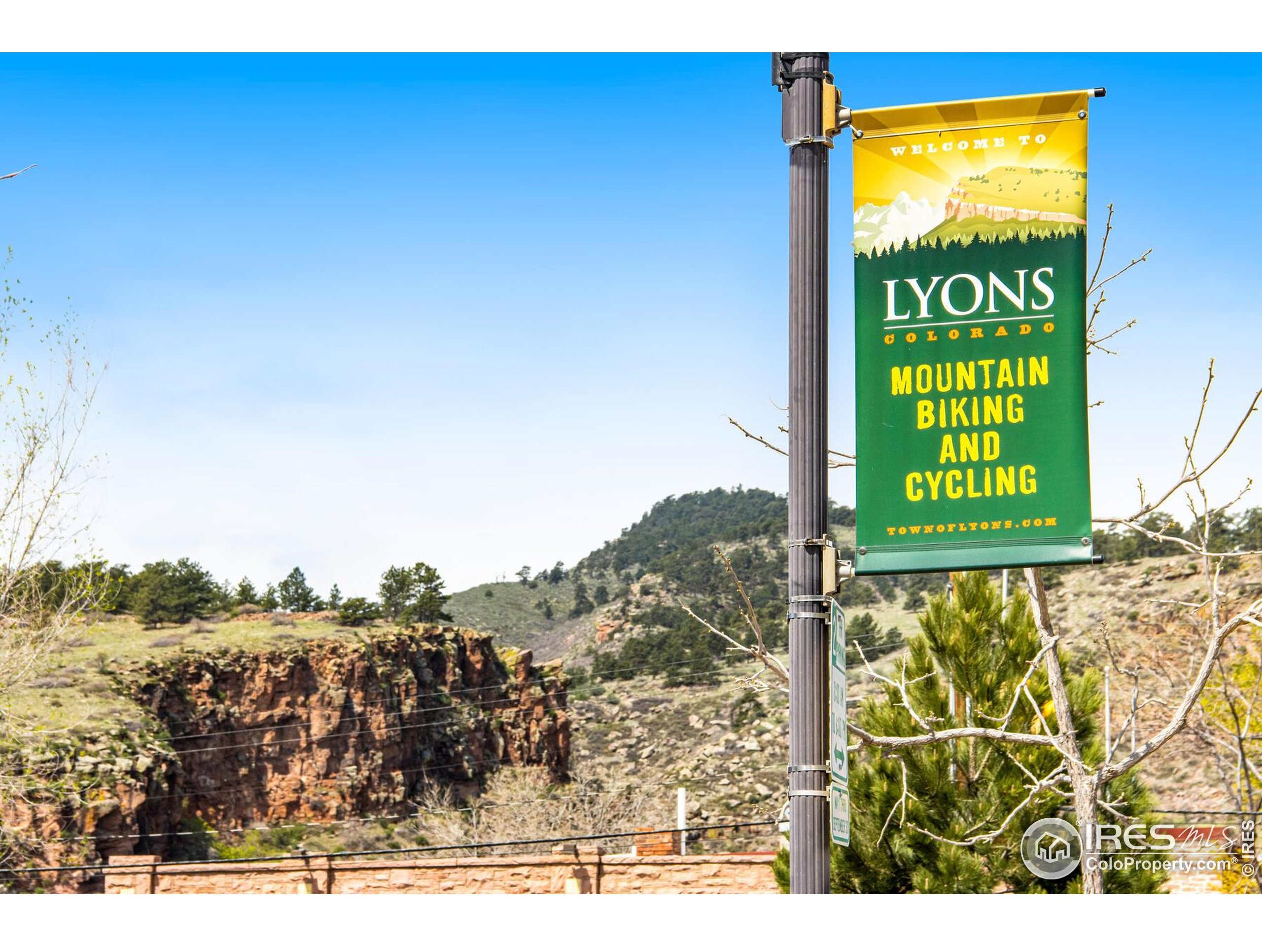 223 Stone Canyon Rd