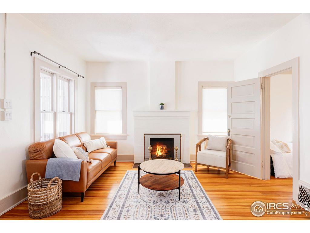 Photo of 965 10th St, Boulder, CO 80302 (MLS # 994757)