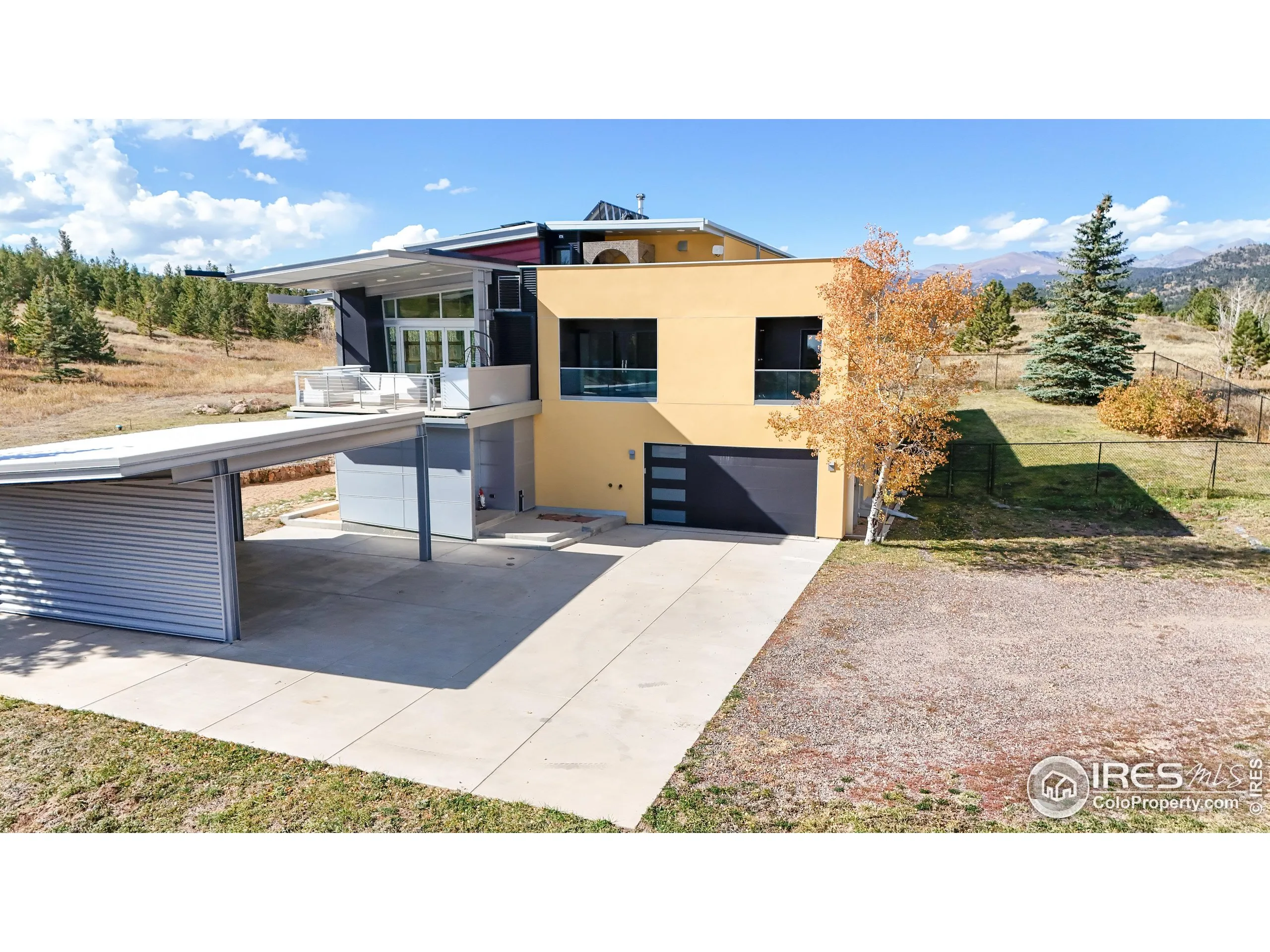 Boulder, Colorado 80302, United States, 4 Bedrooms Bedrooms, ,4 BathroomsBathrooms,Residential,Active,127420