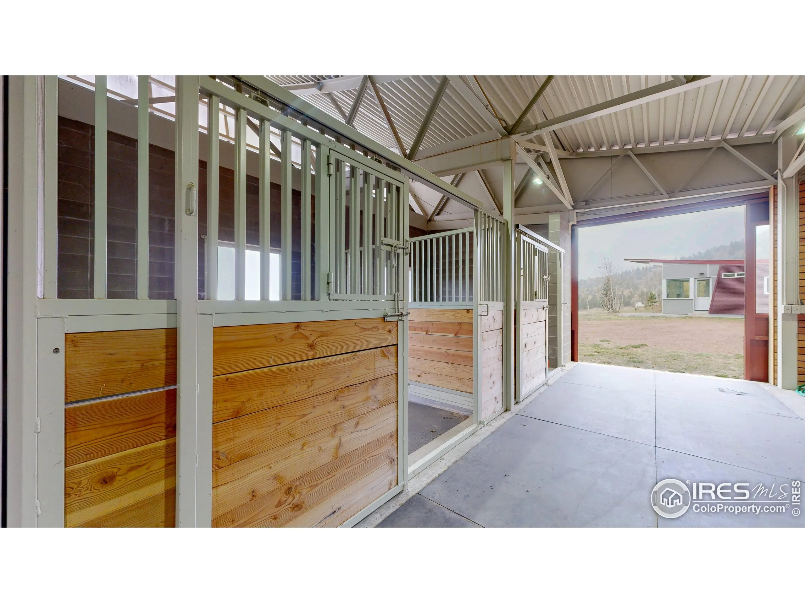 Boulder, Colorado 80302, United States, 4 Bedrooms Bedrooms, ,4 BathroomsBathrooms,Residential,Active,127420