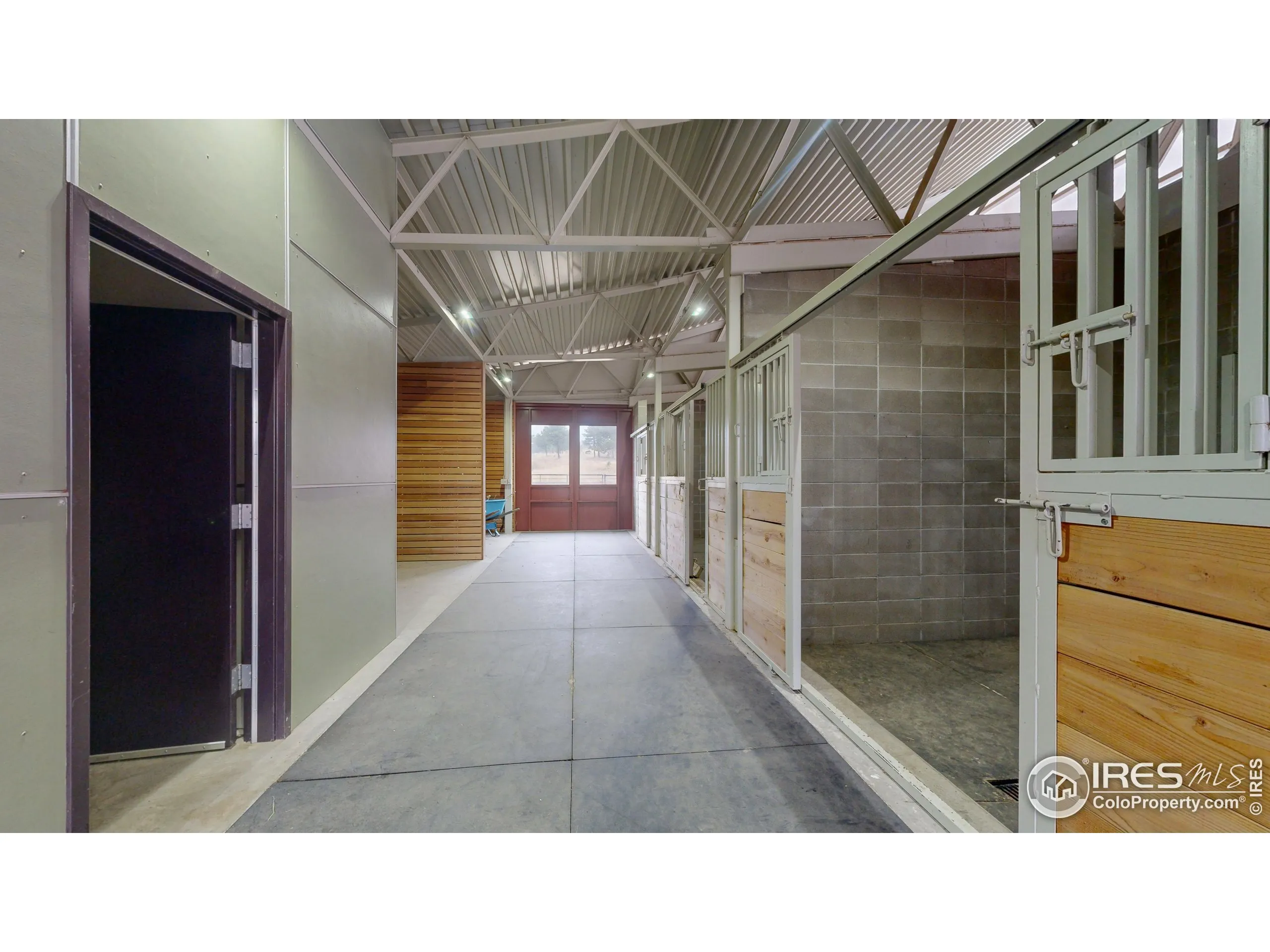 Boulder, Colorado 80302, United States, 4 Bedrooms Bedrooms, ,4 BathroomsBathrooms,Residential,Active,127420