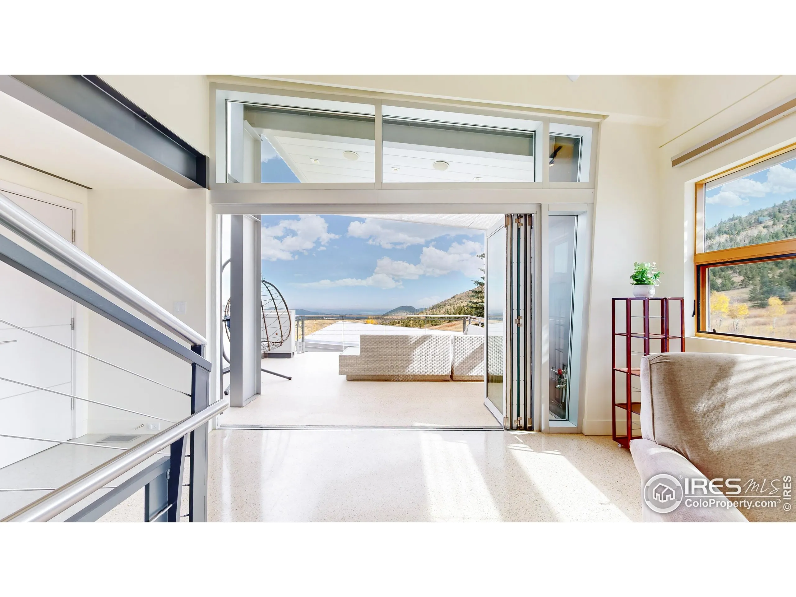 Boulder, Colorado 80302, United States, 4 Bedrooms Bedrooms, ,4 BathroomsBathrooms,Residential,Active,127420