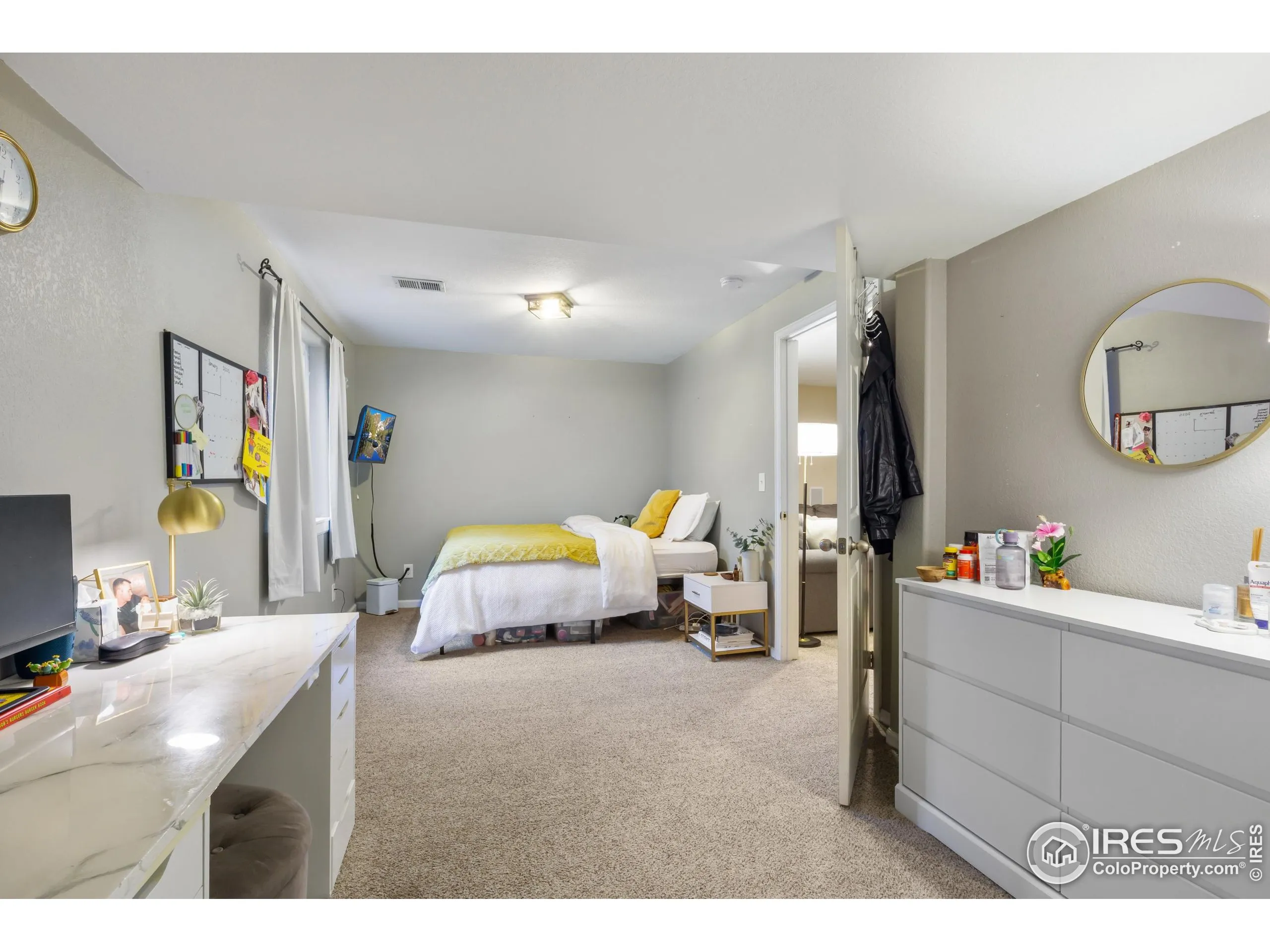 Windsor, Colorado 80550, United States, 5 Bedrooms Bedrooms, ,3 BathroomsBathrooms,Residential,Active,123146