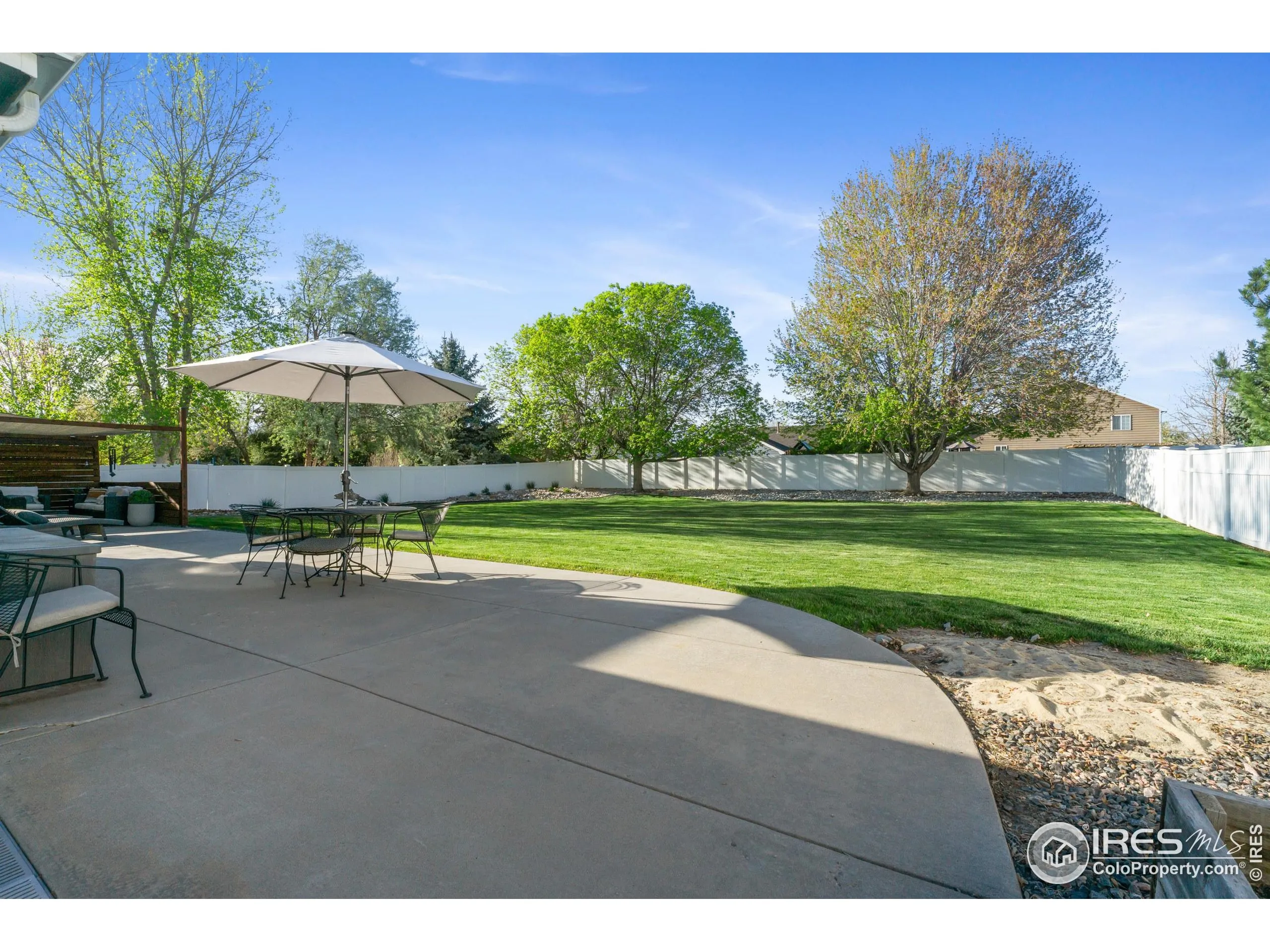 Windsor, Colorado 80550, United States, 5 Bedrooms Bedrooms, ,3 BathroomsBathrooms,Residential,Active,123146