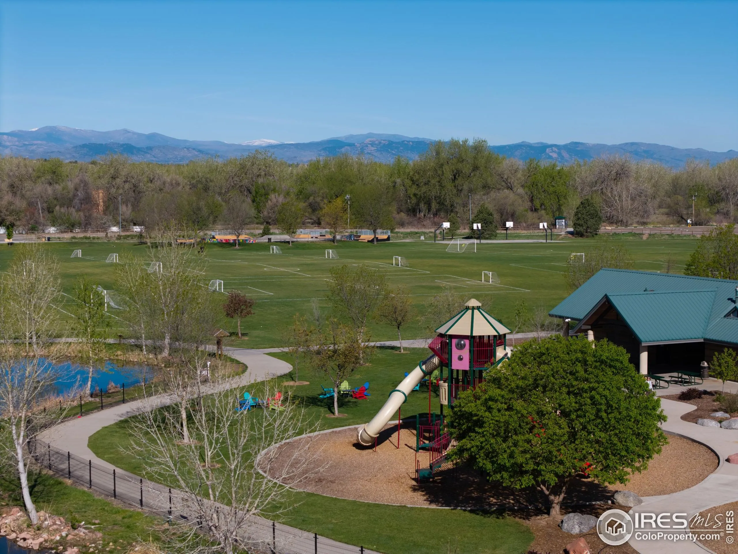 Windsor, Colorado 80550, United States, 5 Bedrooms Bedrooms, ,3 BathroomsBathrooms,Residential,Active,123146