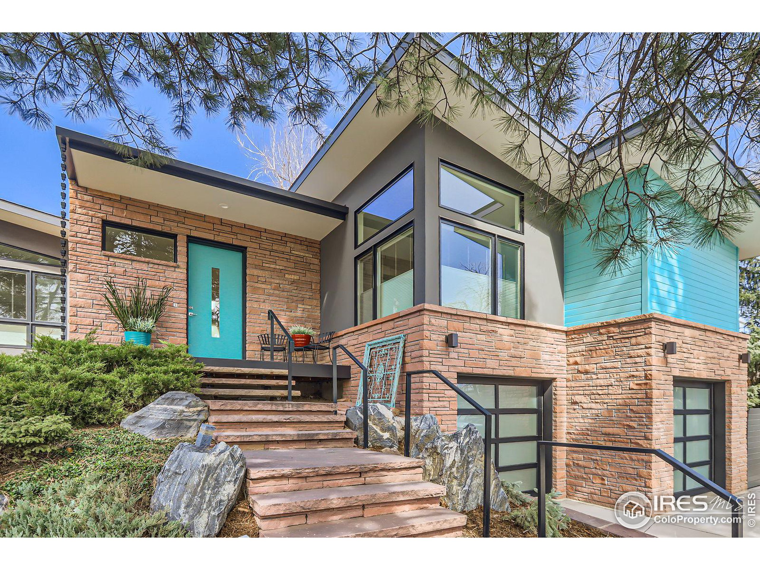 955 Jasmine Cir