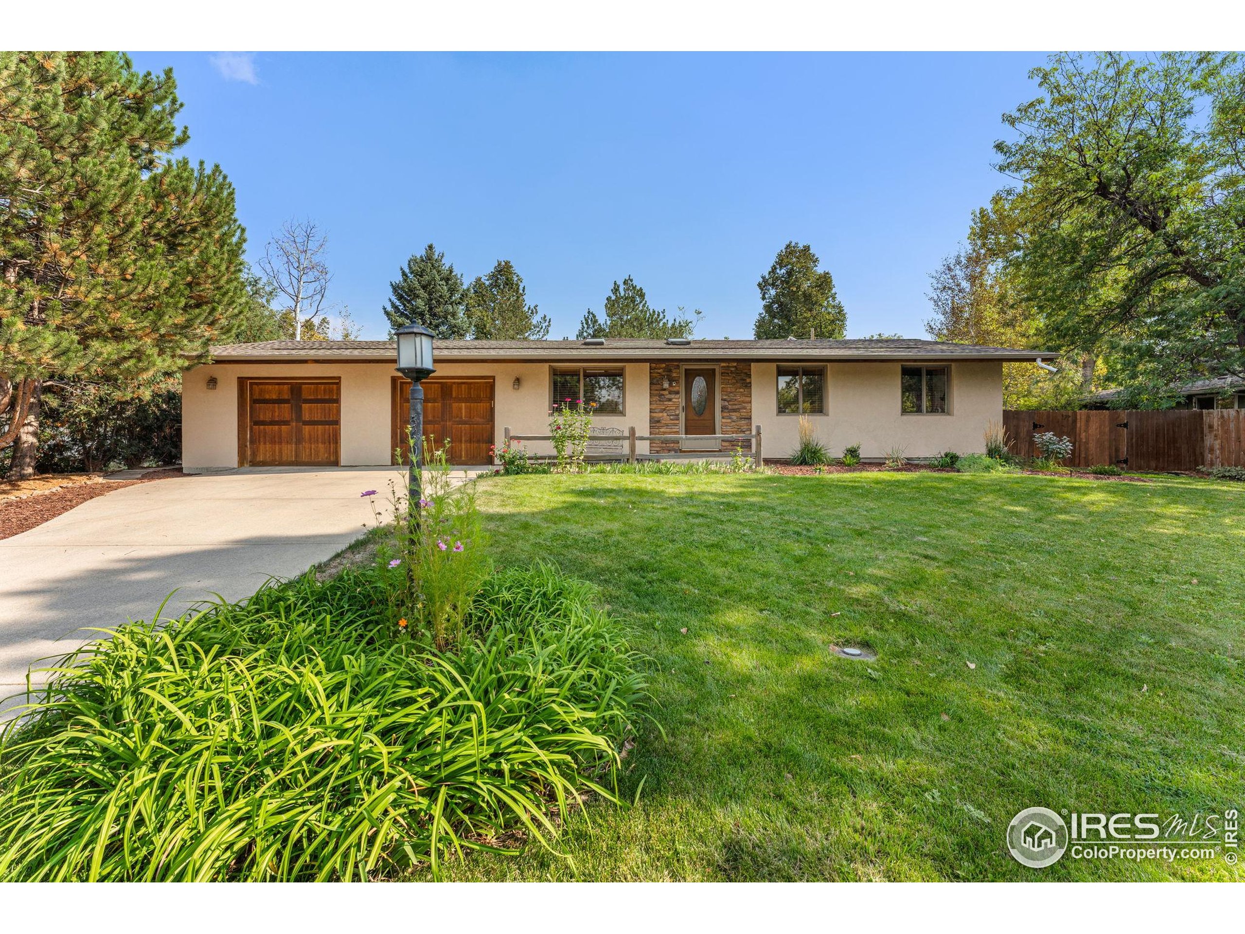 5604 Bowron Pl
