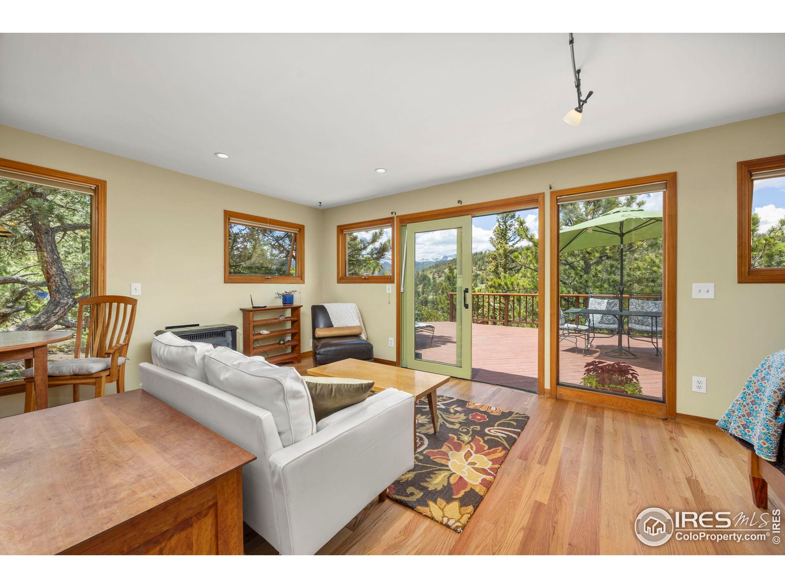 474 Hummer Dr