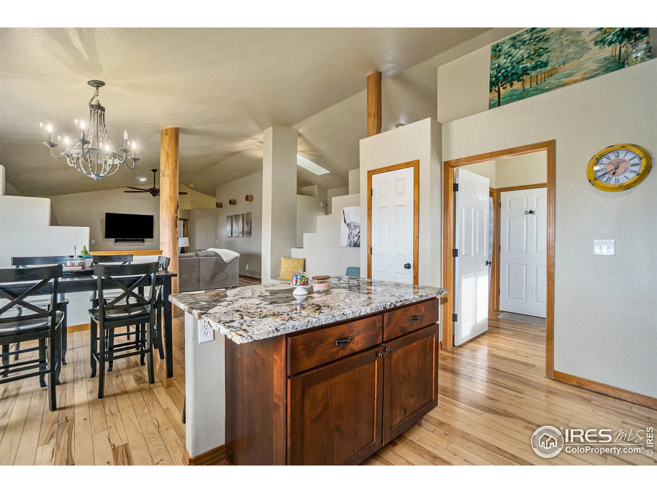 Wellington, Colorado 80549, United States, 5 Bedrooms Bedrooms, ,3 BathroomsBathrooms,Residential,Active,98664