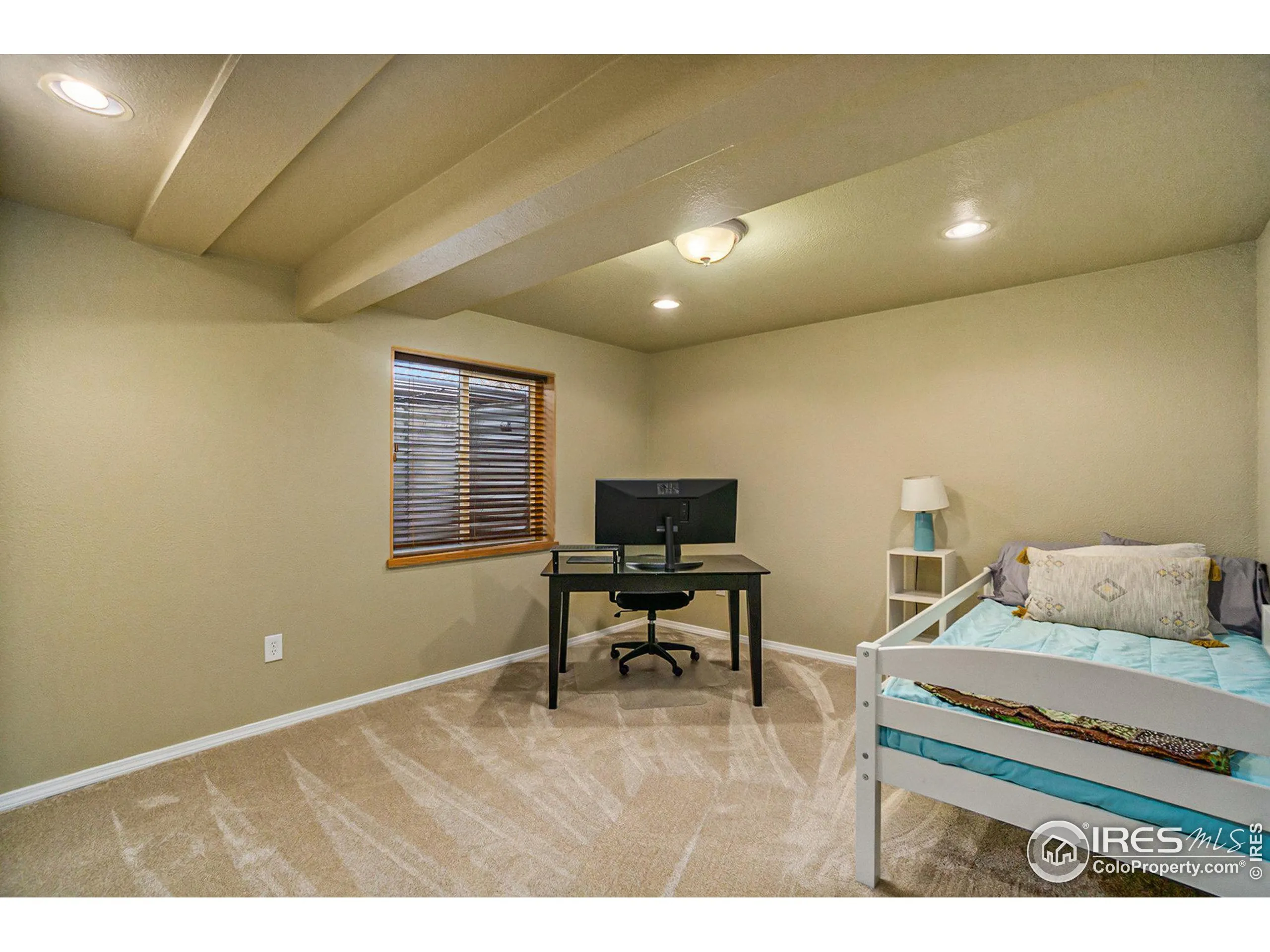 Wellington, Colorado 80549, United States, 5 Bedrooms Bedrooms, ,3 BathroomsBathrooms,Residential,Active,98664