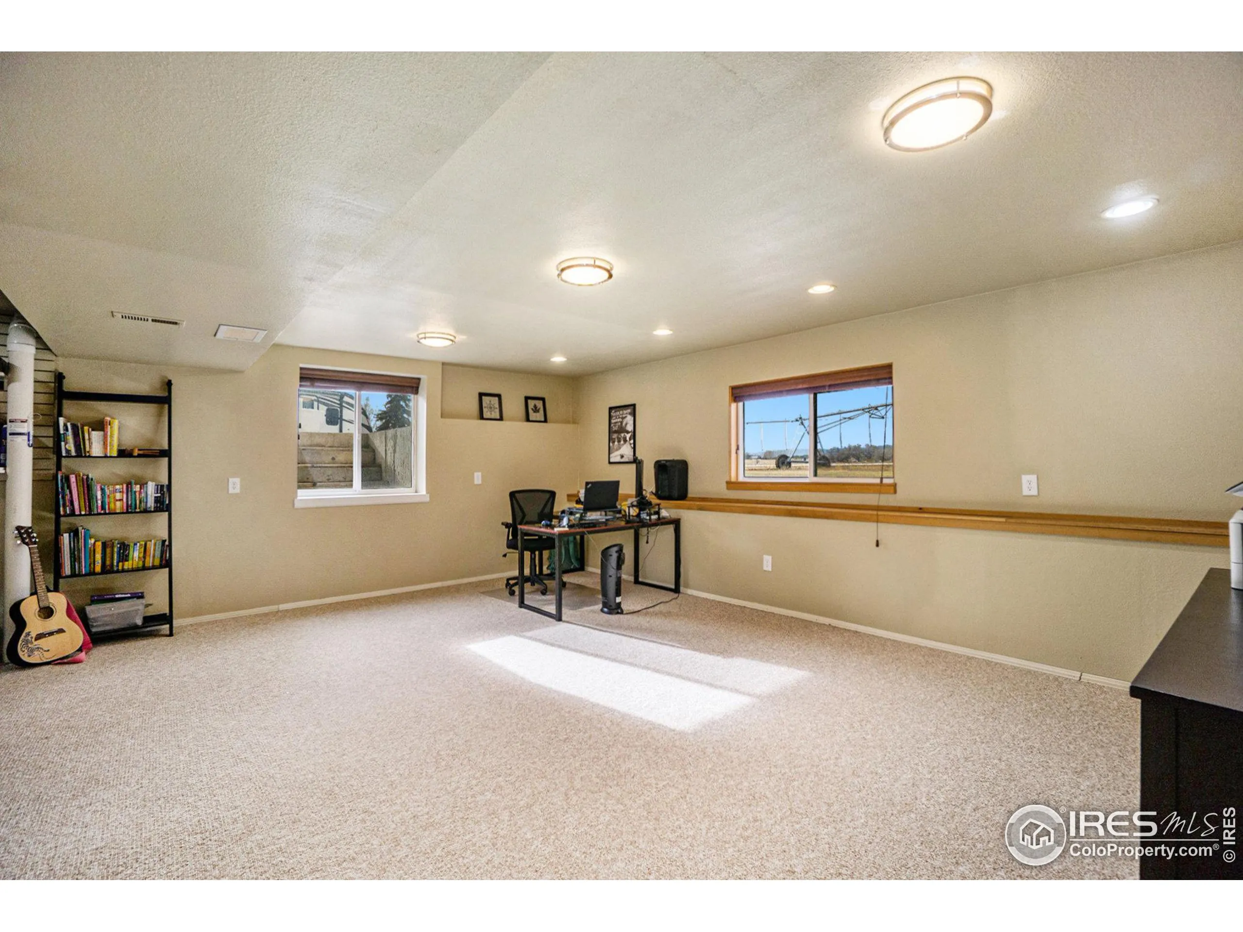 Wellington, Colorado 80549, United States, 5 Bedrooms Bedrooms, ,3 BathroomsBathrooms,Residential,Active,98664