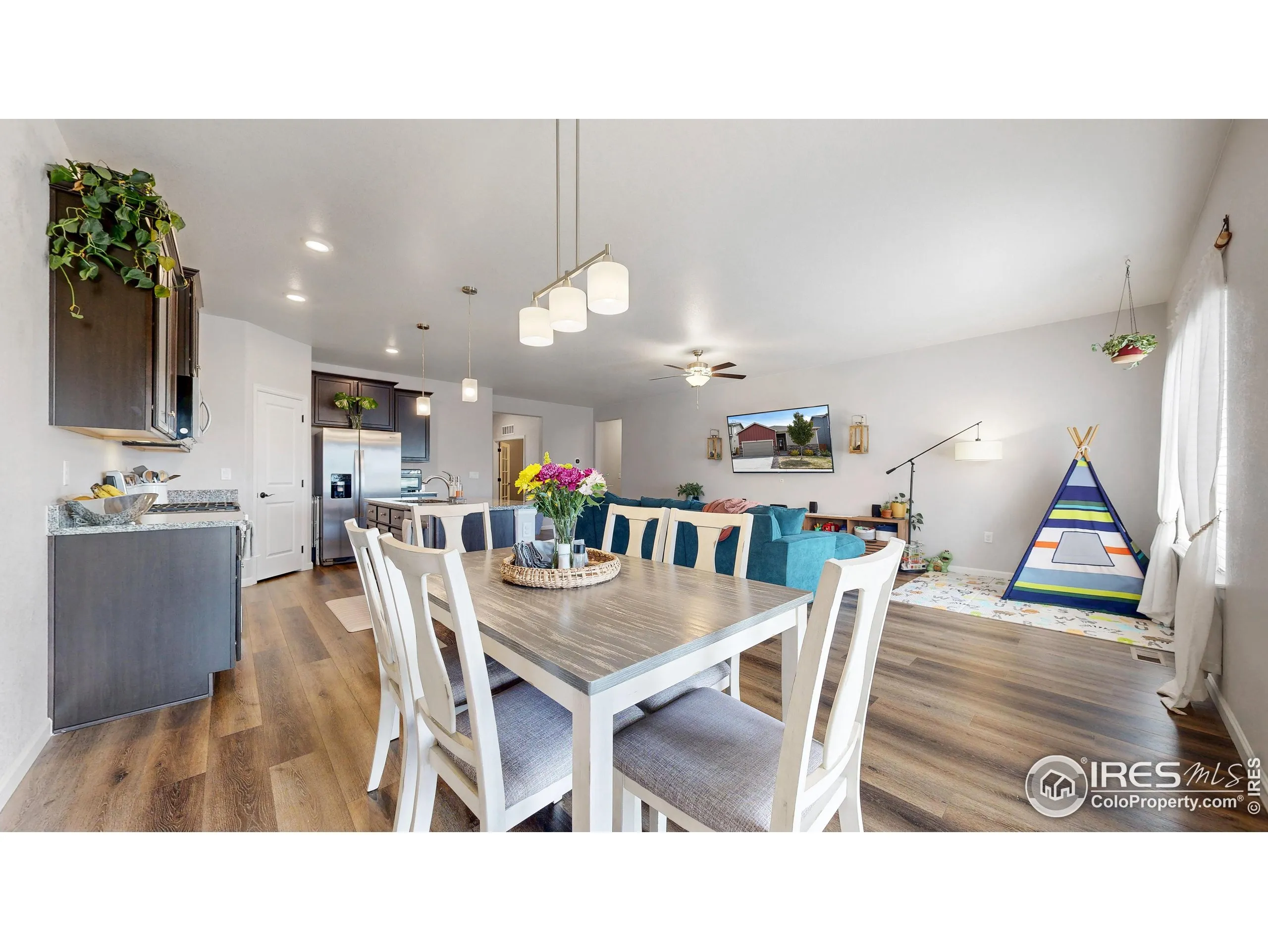 Mead, Colorado 80542, United States, 3 Bedrooms Bedrooms, ,2 BathroomsBathrooms,Residential,Active,125752