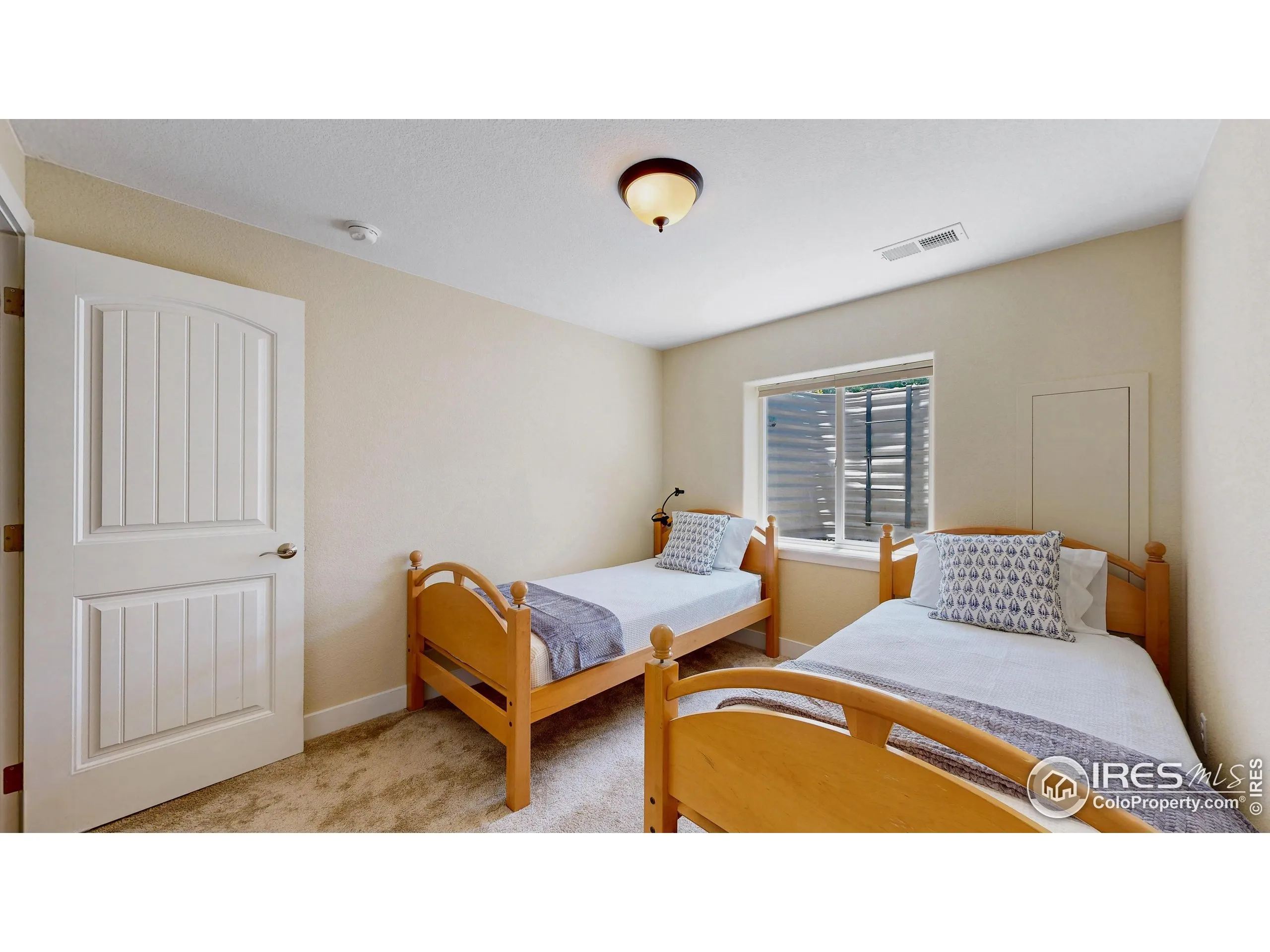 Erie, Colorado 80516, United States, 6 Bedrooms Bedrooms, ,5 BathroomsBathrooms,Residential,Active,197284