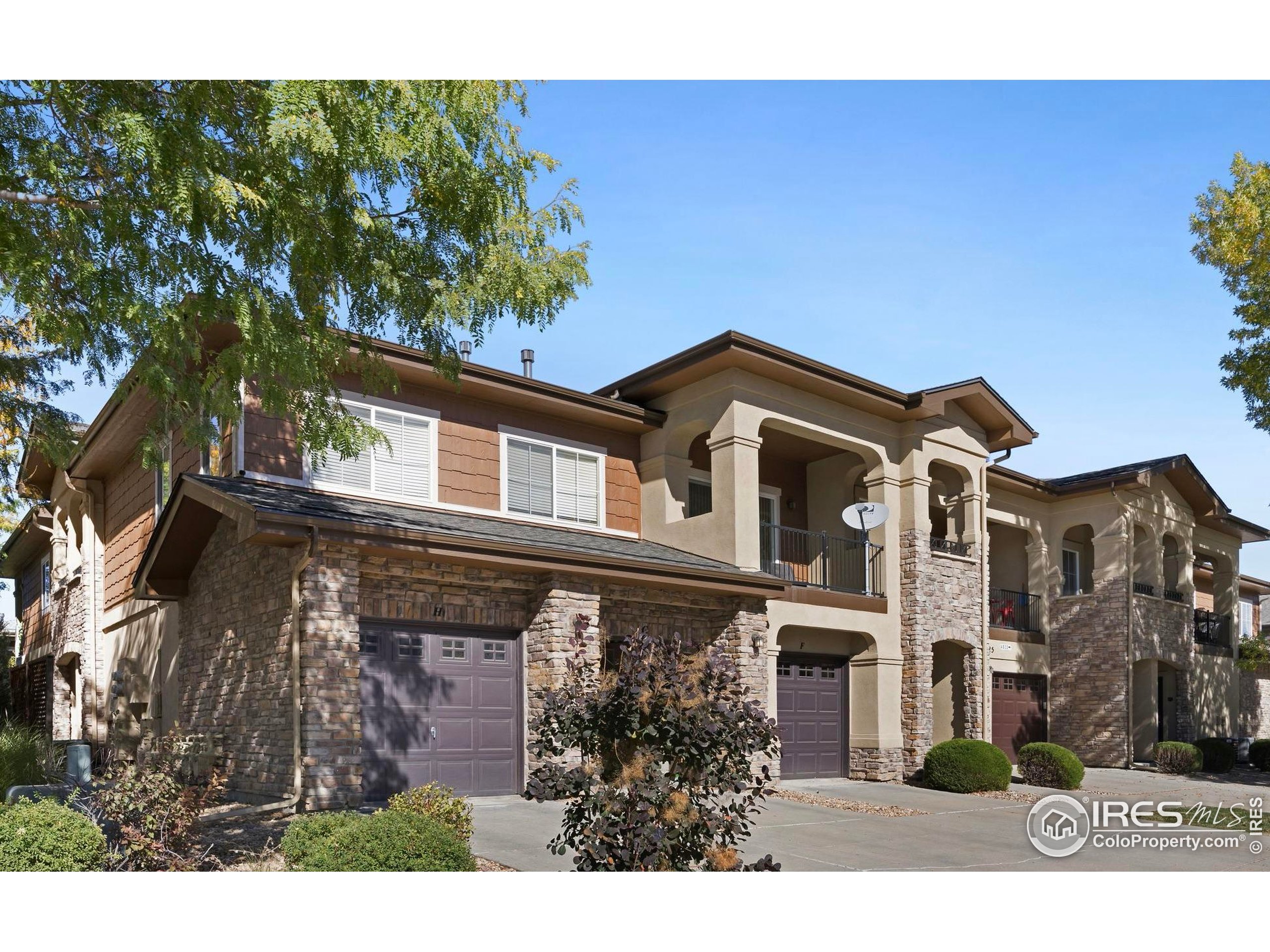 2225 Calais Dr