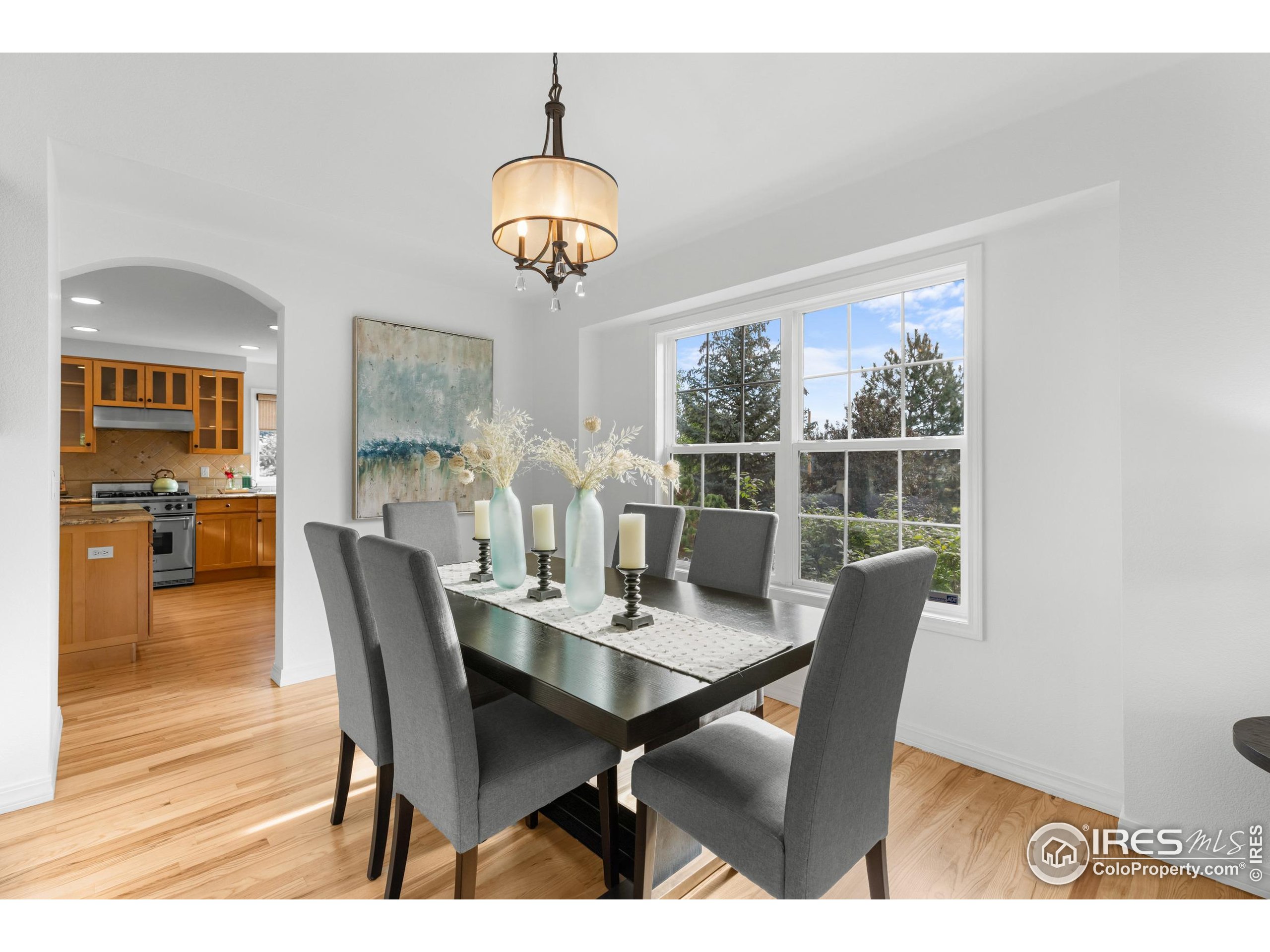 4098 Old Westbury Ct