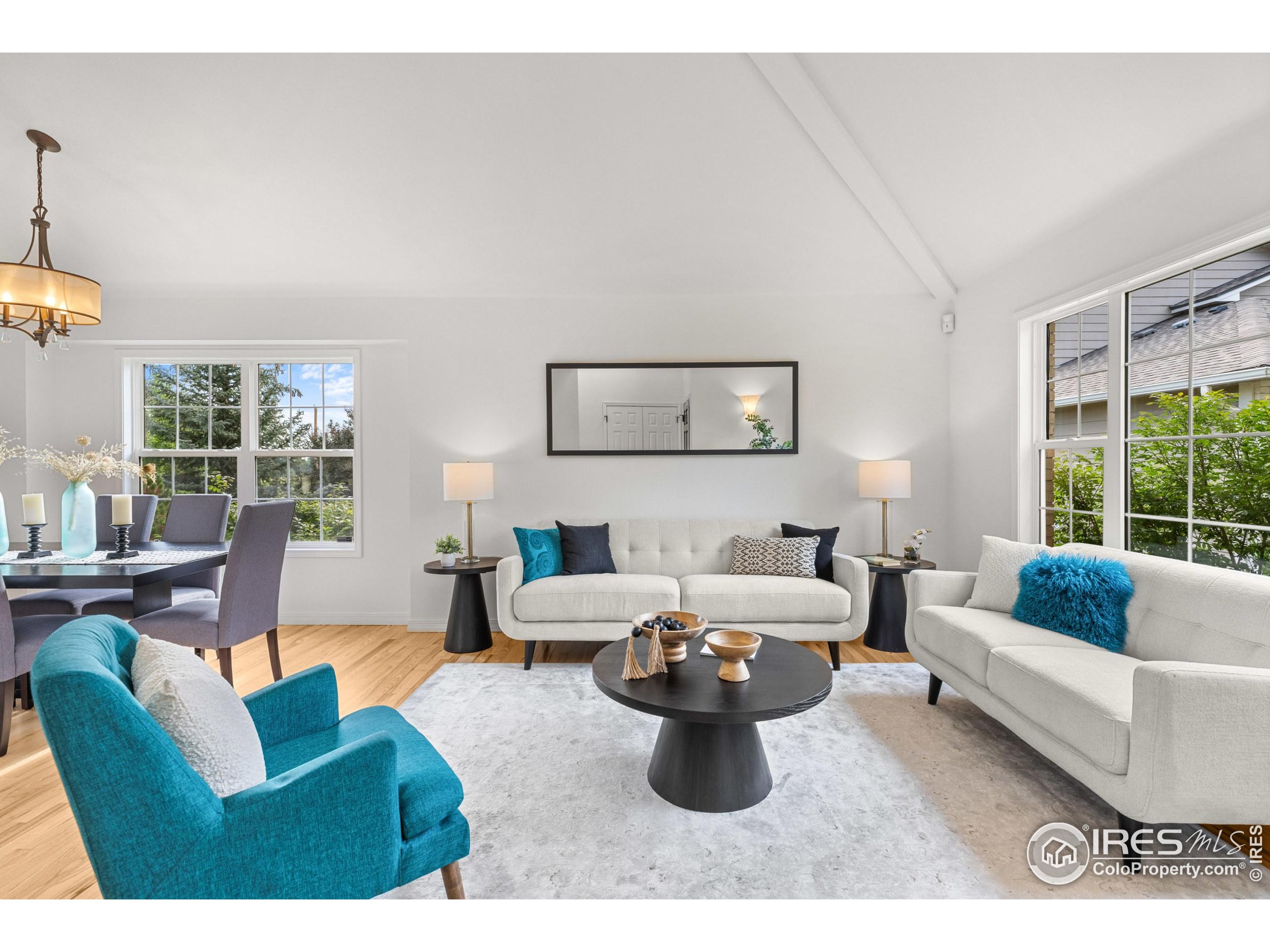 4098 Old Westbury Ct