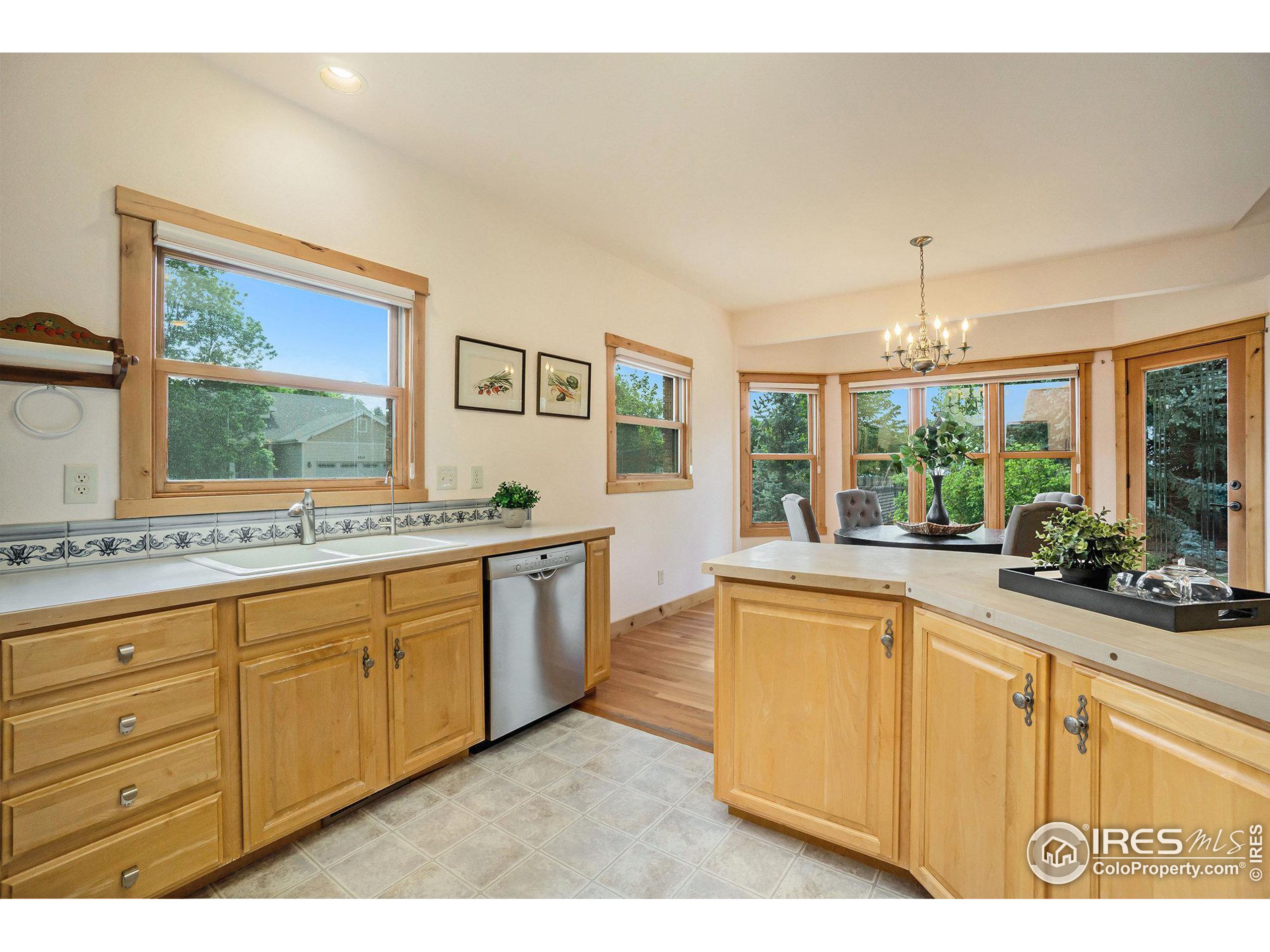 Photo 8 of 29 of 1403 Nunn Creek Ct house