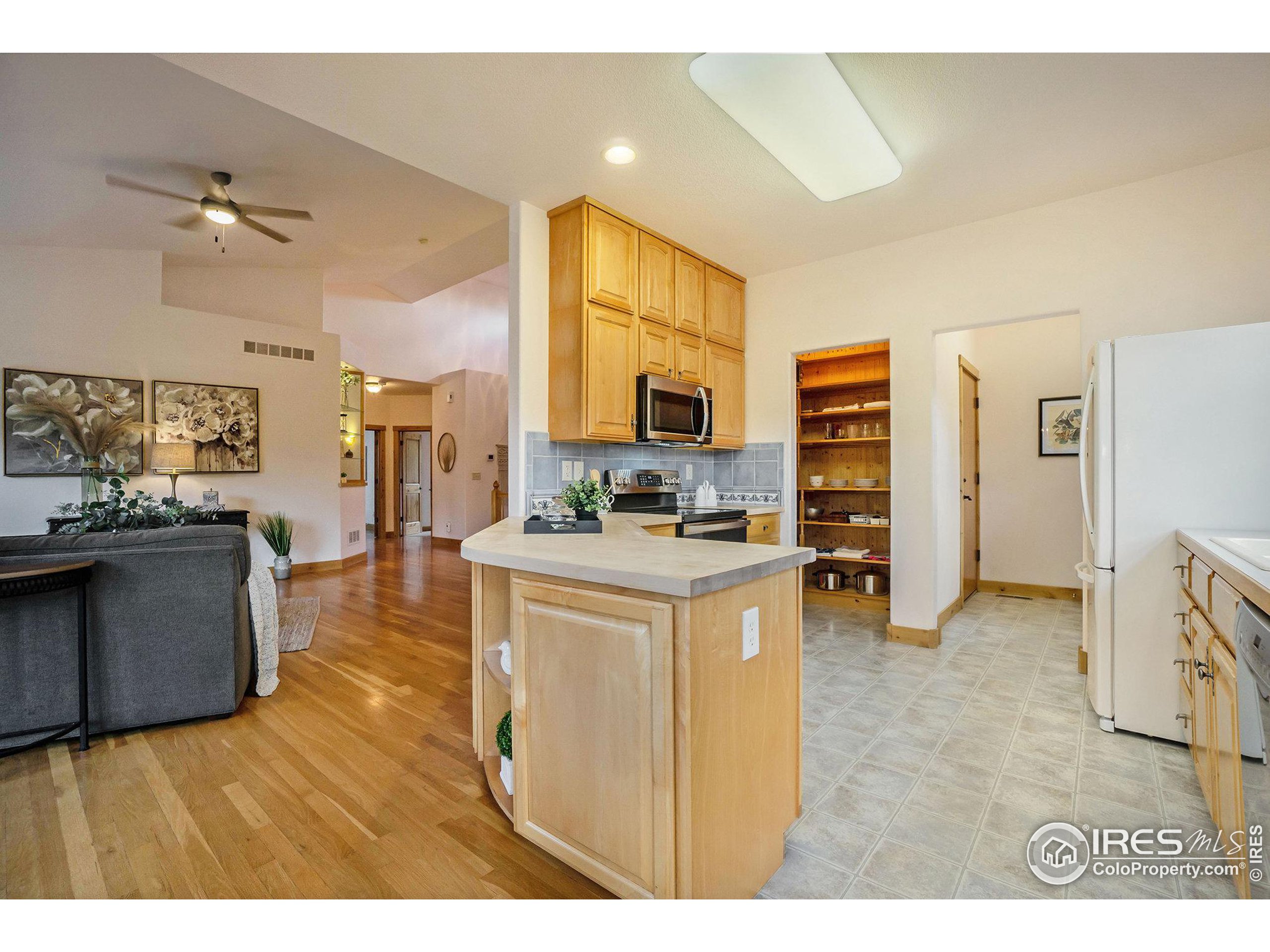 Photo 9 of 29 of 1403 Nunn Creek Ct house