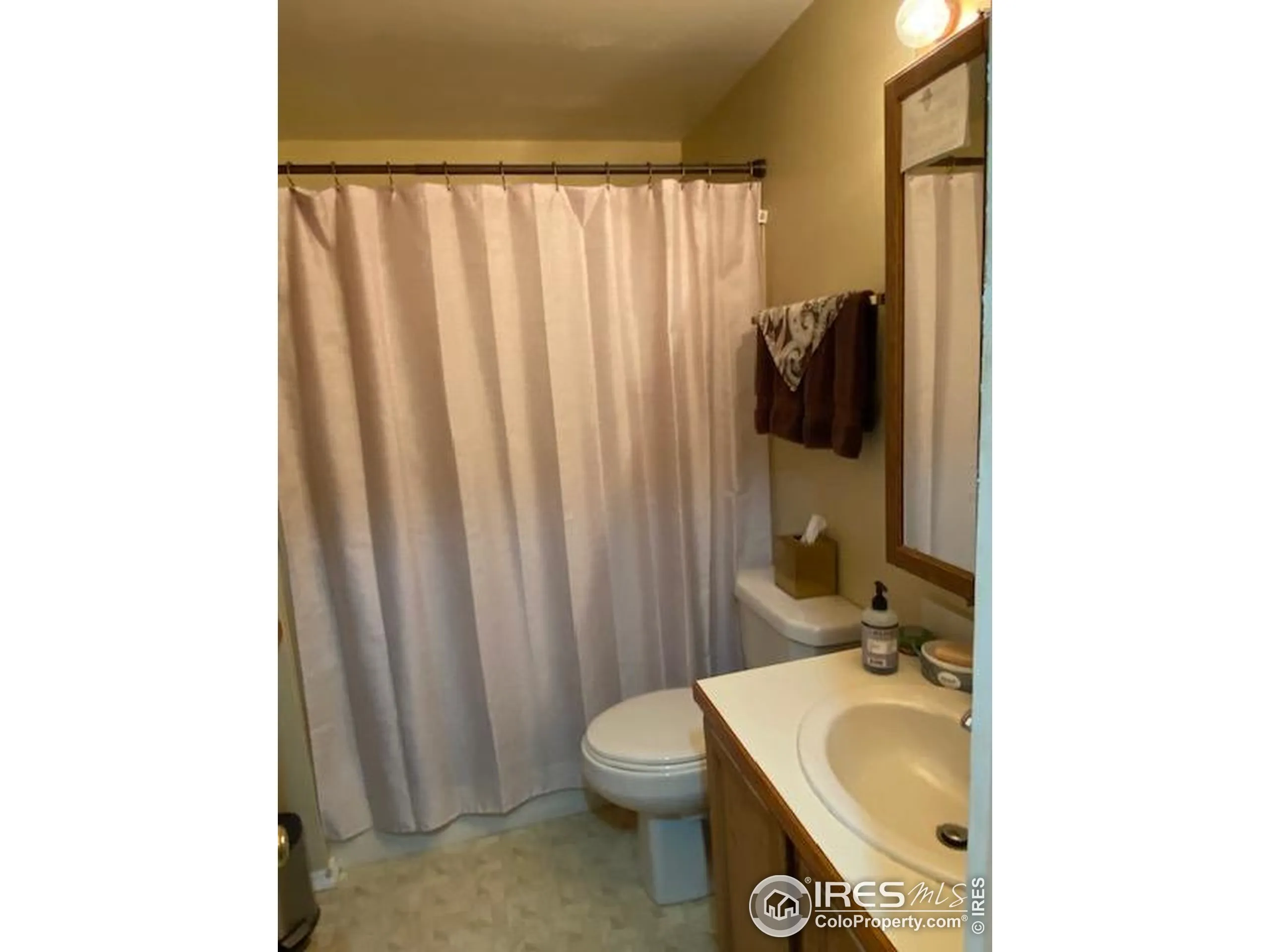 Wiggins, Colorado 80654, United States, 5 Bedrooms Bedrooms, ,2 BathroomsBathrooms,Residential,Active,149472