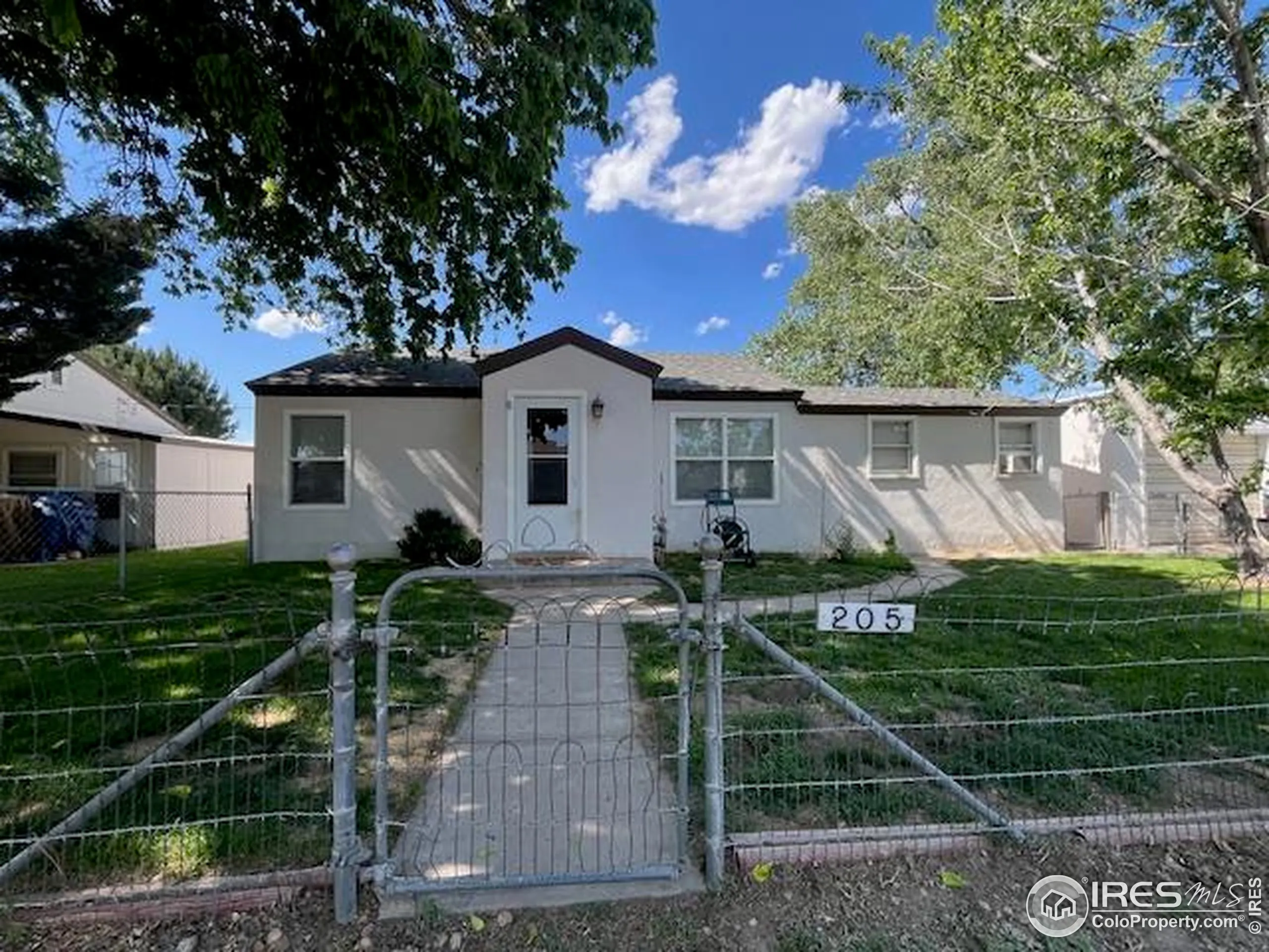 Wiggins, Colorado 80654, United States, 5 Bedrooms Bedrooms, ,2 BathroomsBathrooms,Residential,Active,149472