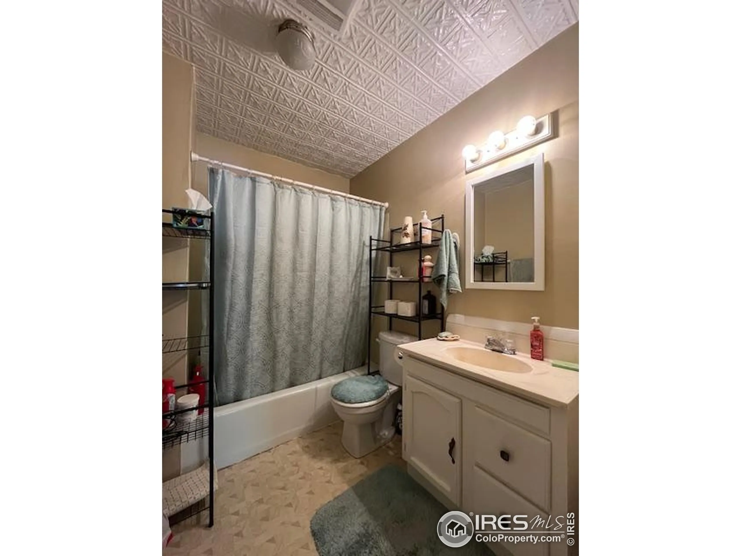 Wiggins, Colorado 80654, United States, 5 Bedrooms Bedrooms, ,2 BathroomsBathrooms,Residential,Active,149472