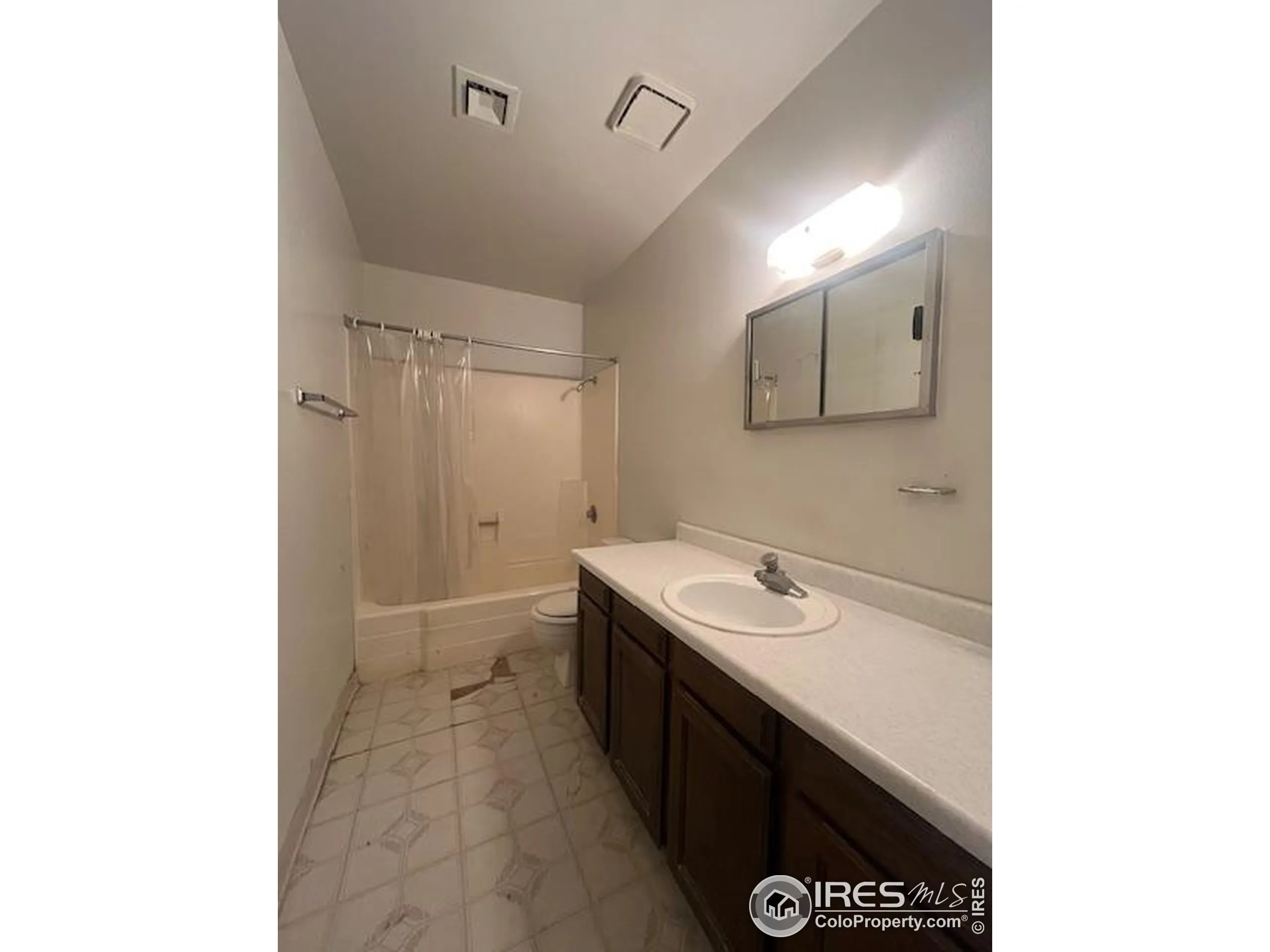 Wiggins, Colorado 80654, United States, 8 Bedrooms Bedrooms, ,4 BathroomsBathrooms,Residential,Active,149476