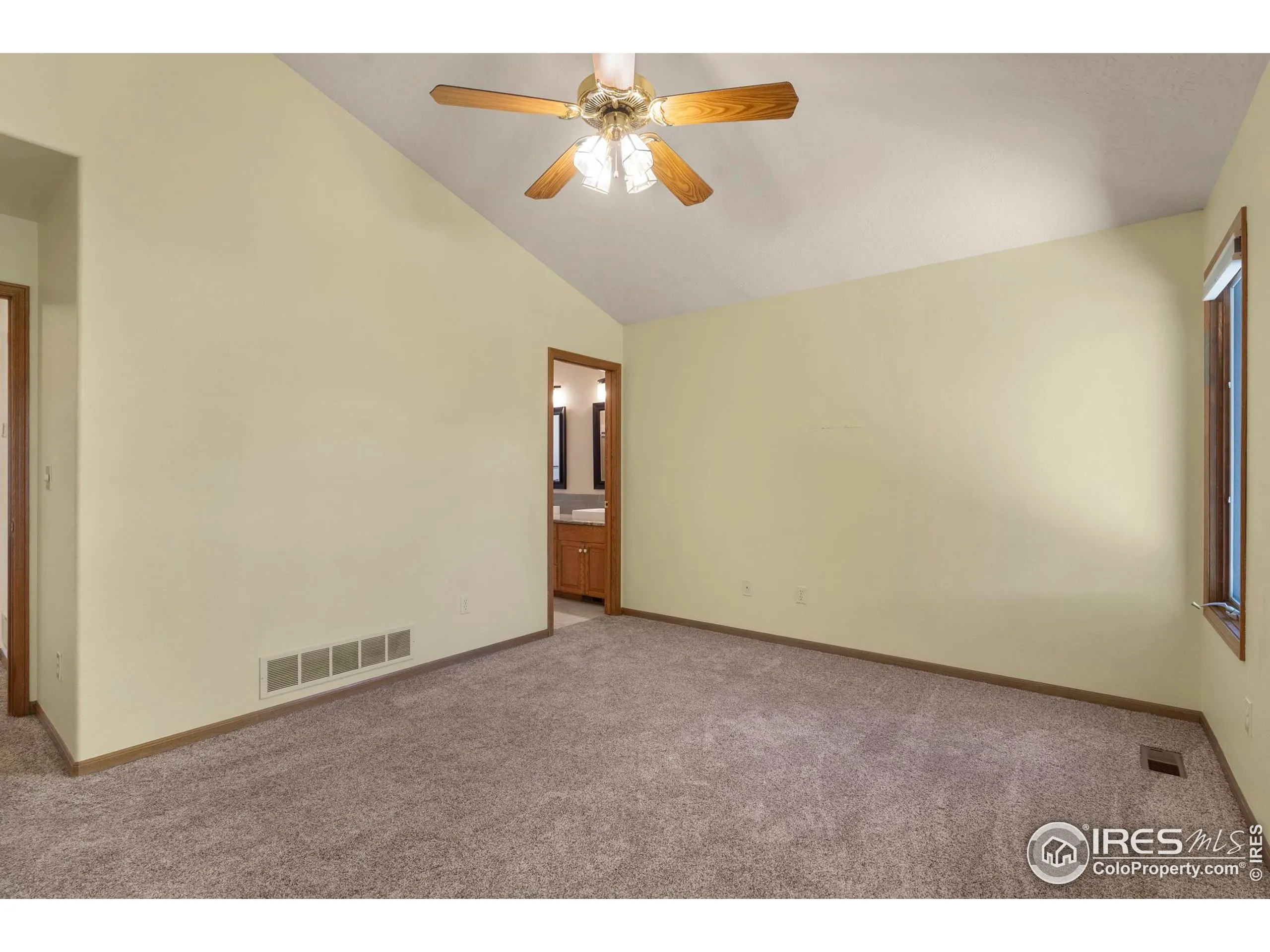 Greeley, Colorado 80634, United States, 3 Bedrooms Bedrooms, ,3 BathroomsBathrooms,Residential,Active,225820
