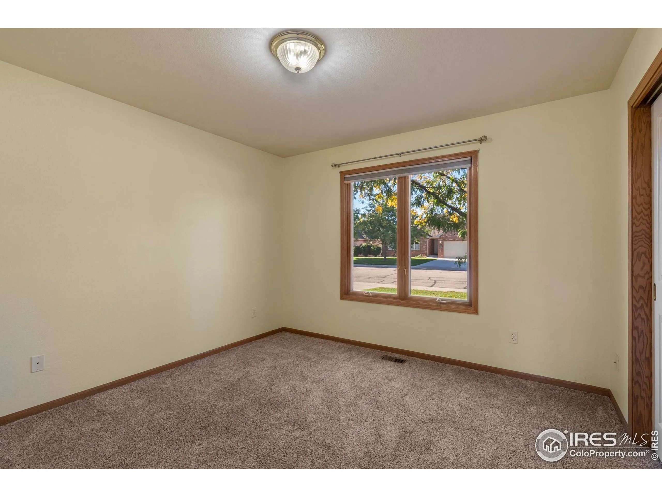 Greeley, Colorado 80634, United States, 3 Bedrooms Bedrooms, ,3 BathroomsBathrooms,Residential,Active,225820